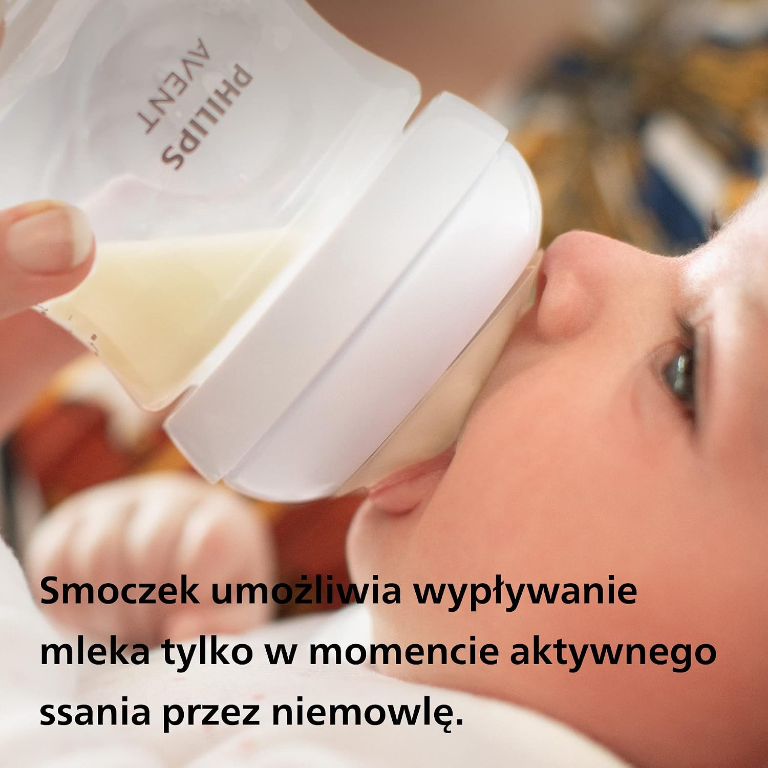 Набор из 4 бутылочек Philips Avent серии «Natural» с адаптивной соской (модель SCD838/11)