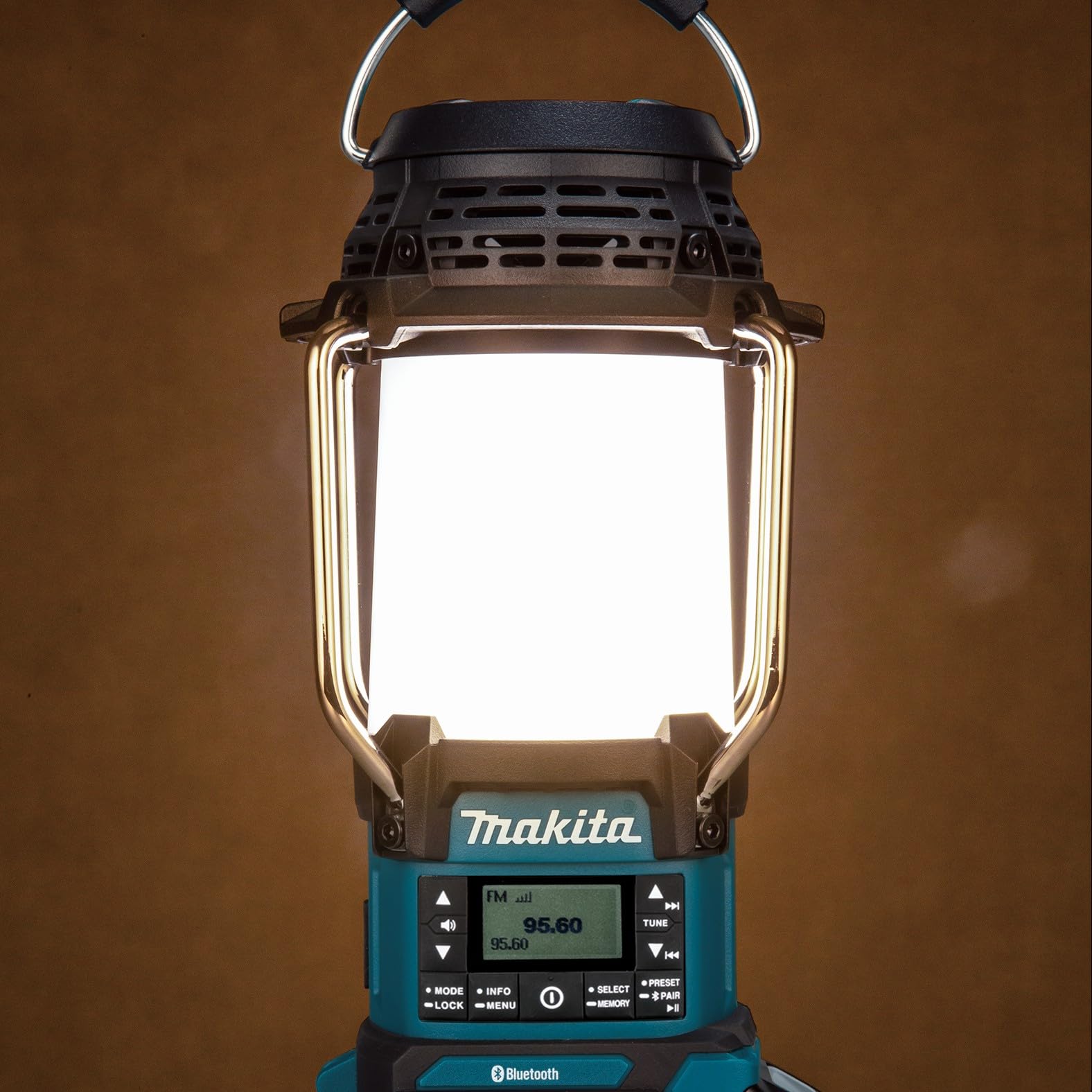 Makita MR009GZ 40V Max XGT Radio Lanterna