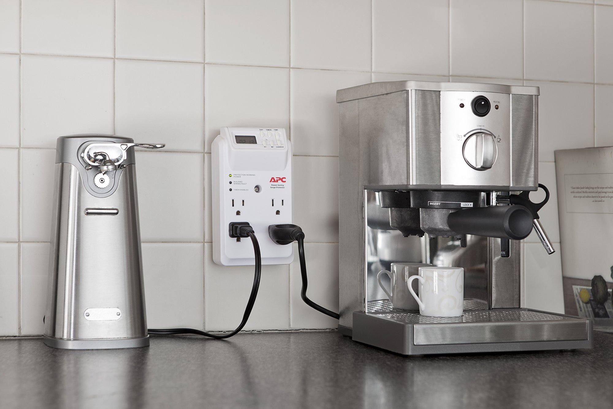 APC Wall Outlet Multi Plug Extender, P4GC, (4) AC Multi Plug Outlet