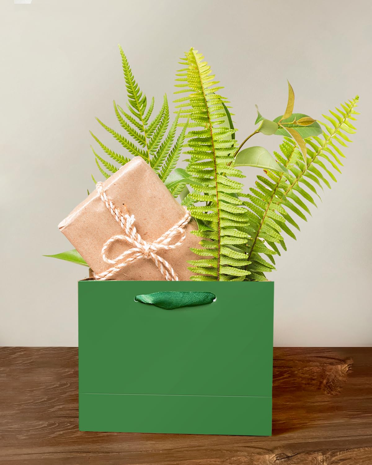qiqee 5PCS Emerald Green Gift Bags with Ribbon Handles 9.6"x7.9"x4.3" Medium Size Gift Bags (Tissue Paper included, Medium Wide)