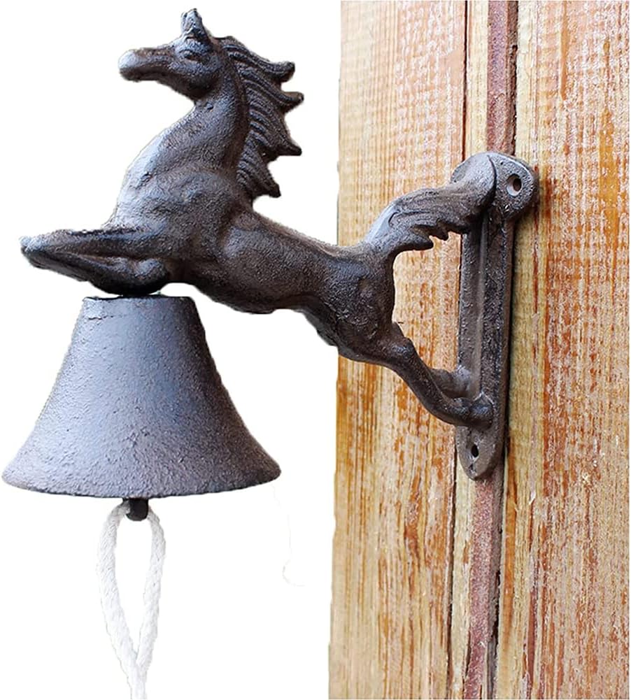 Vintage Door Bell,Manual Doorbell， Wall Bell Hanging Doorbell Sculpture Chime Horse-Shaped Decorative Hand Bell Cast Iron Doorbell Indoor Outdoor Wall Decoration for Garden and Home Decorativ