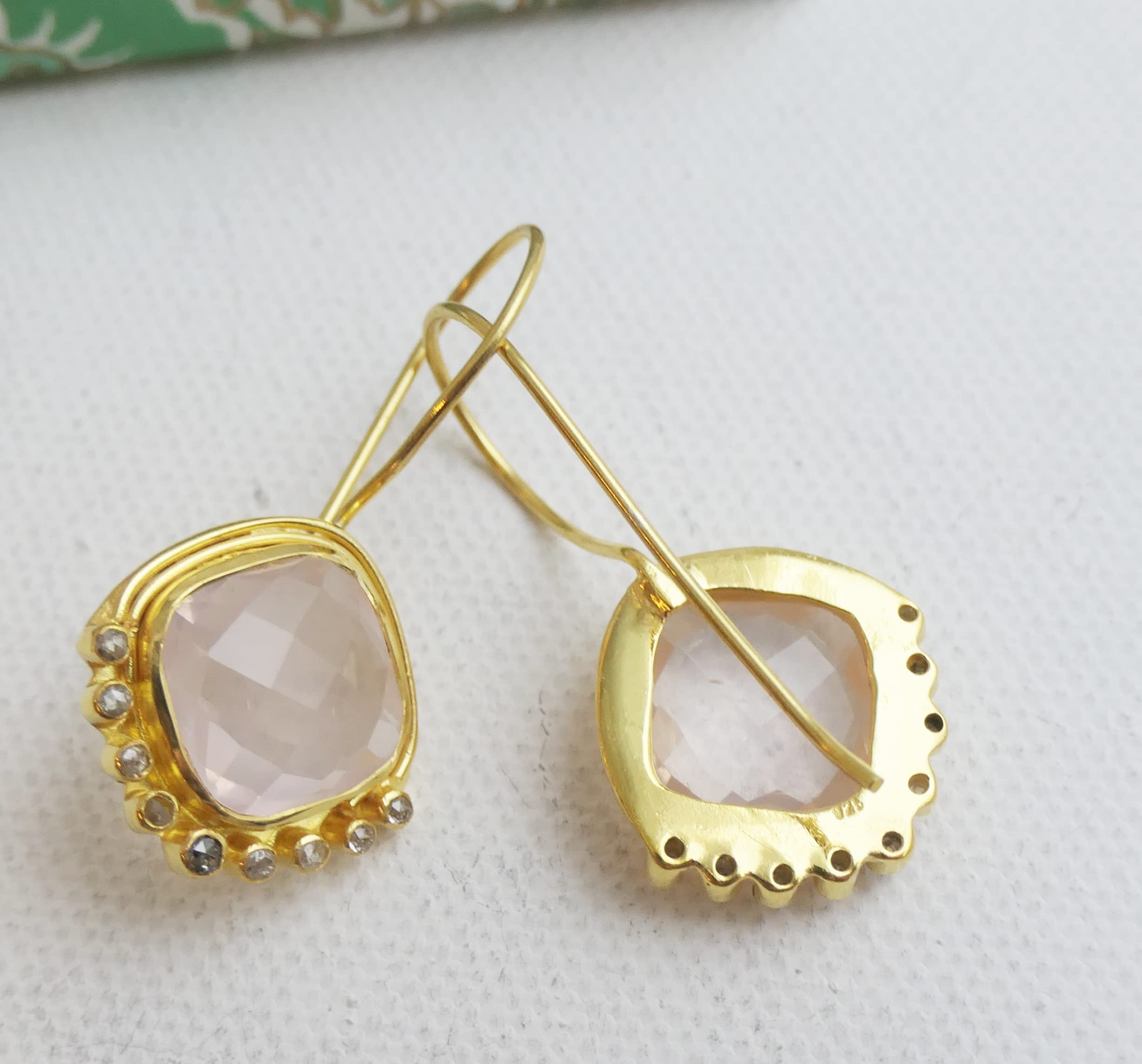 Orecchini in argento sterling placcato oro con diamanti e quarzo rosa- Gemma Naturale - Regalo di Compleanno - Regalo di Natale - Idee Regalo Fatto a Mano per le Donne