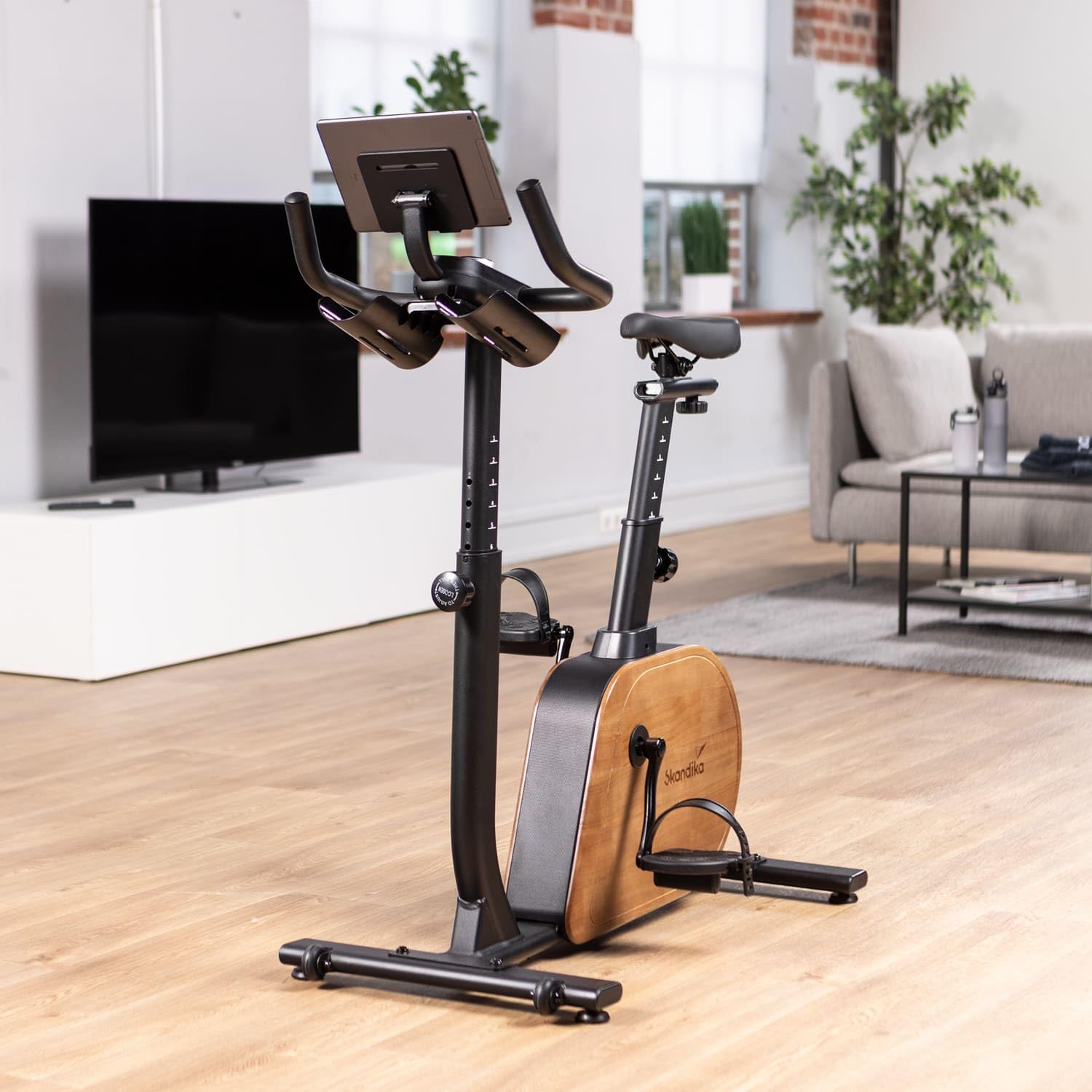 Skandika Trevek P12-G rower treningowy | ergometr rowerowy z generatorem prądu, hamulec magnetyczny, 16 poziomów oporu, regulowane pedały, siodełko i kierownica, trener domowy, ergometr, rower
