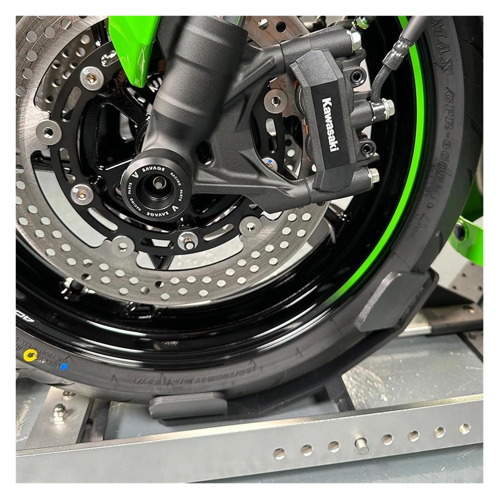 ki専用 Amazon.com: QNARHGYD Motorcycle Frame Sliders for Kawasaki ZX4R