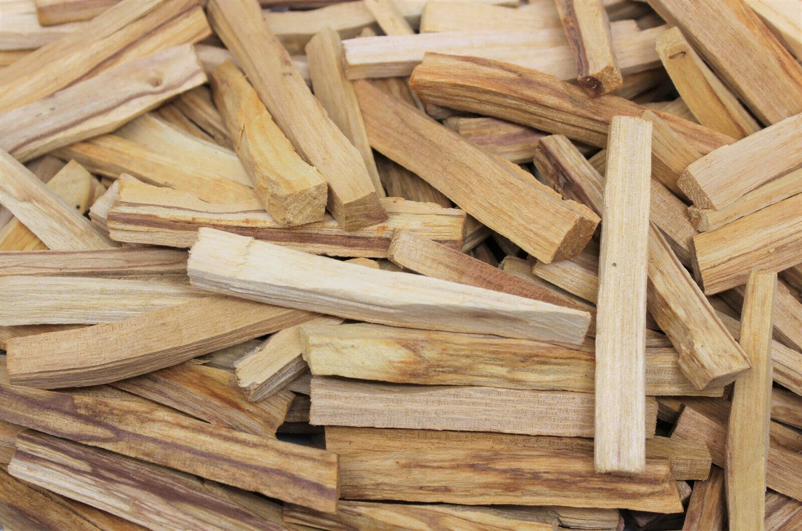 Palo Santo Incienso 100% Natural 1 kg. Origen Perú - Madera Sagrada para Quemar, Palosanto Auténtico, Incienso Palo Santo (1 Kilo)