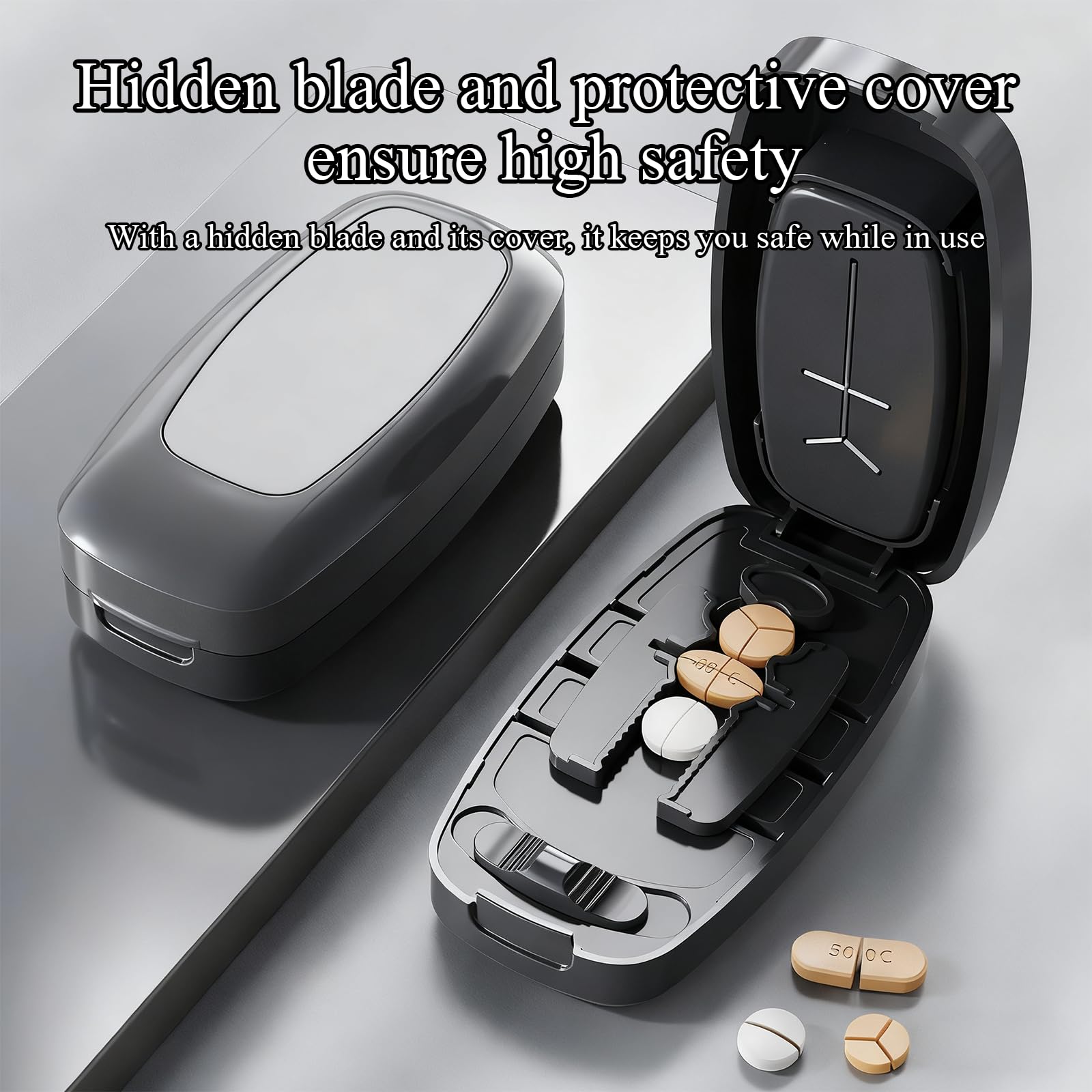 Coupe Combiné, Portable Coupe Medicaments Peut Diviser les Comprimés 1 en 2, 1 en 3, 1 en 4 pour les Voyages et la Maison (Noir)