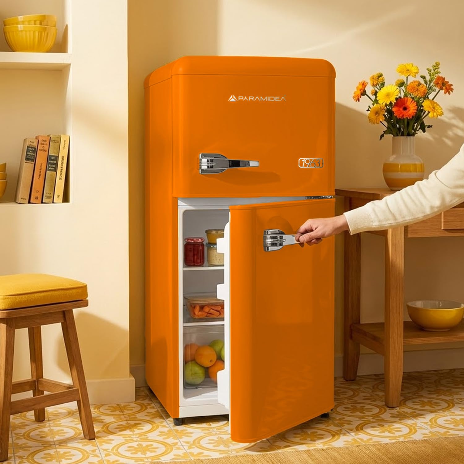 PYRAMIDEA Frigo Rétro 100 litres bruts Couleur Orange MAMBO105O