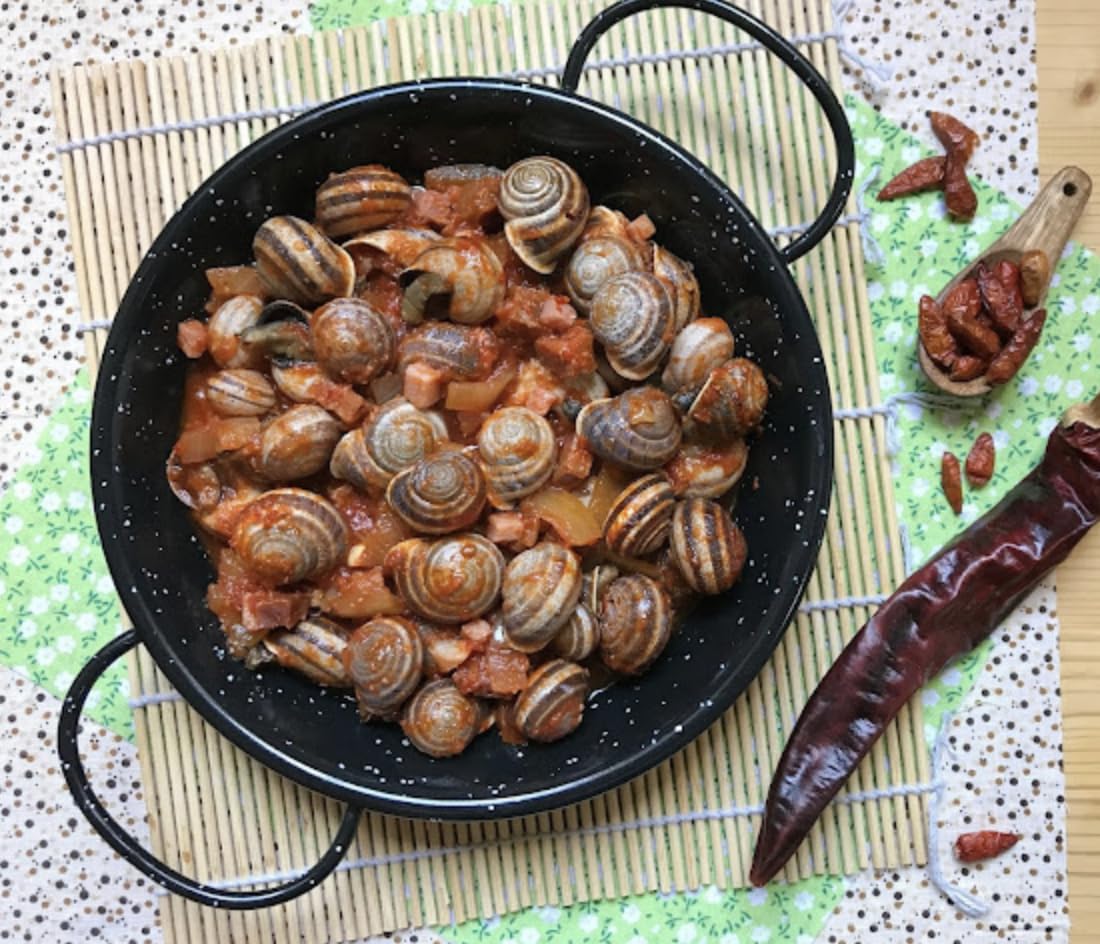 Lumache in salsa Riojana. Lumache in umido. Giarrettiera piccante. Gourmet. Lumache cotte 720ml. Ricetta familiare e fatta in casa. Regalo originale per tutti. Prodotto 100% fabbricato in Spagna.