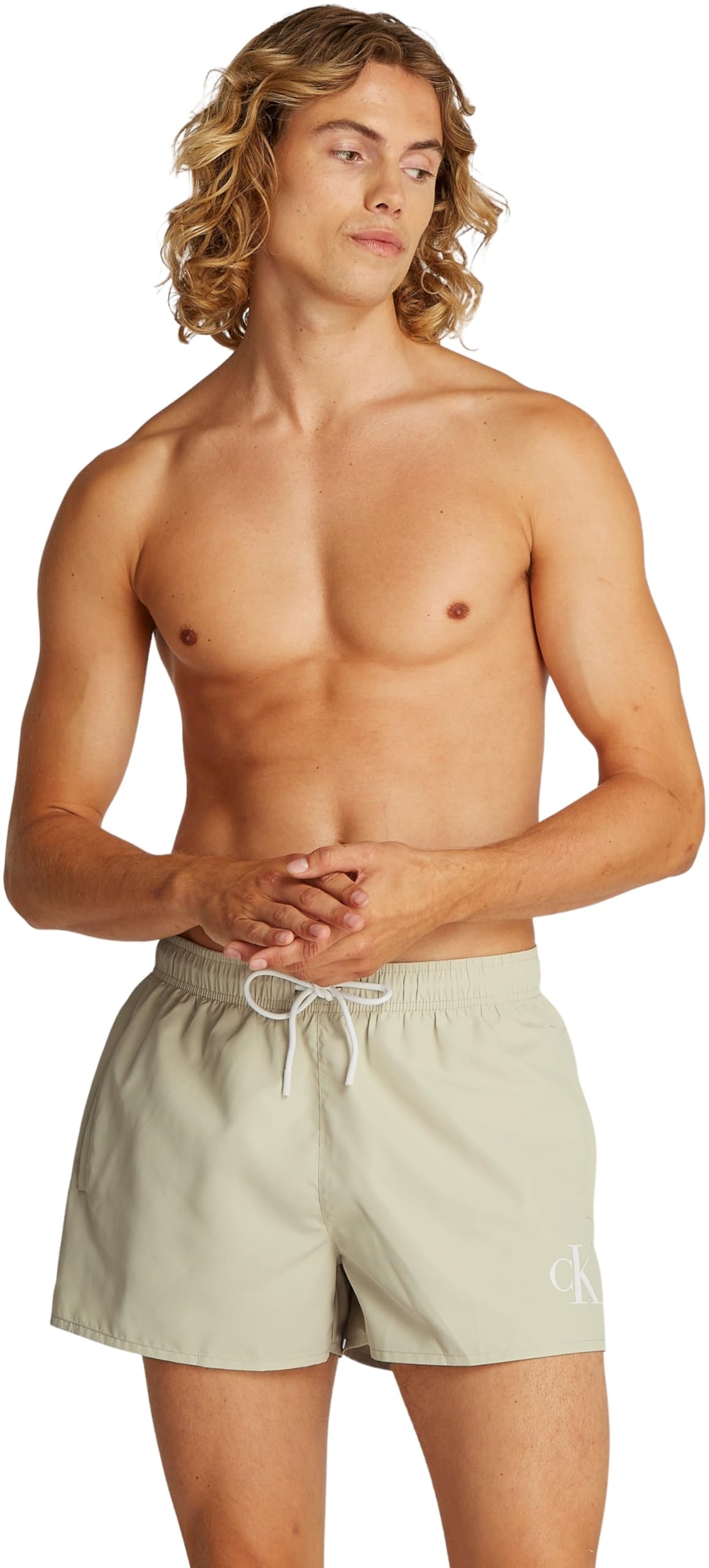 Mode von Calvin Klein & Tommy Hilfiger