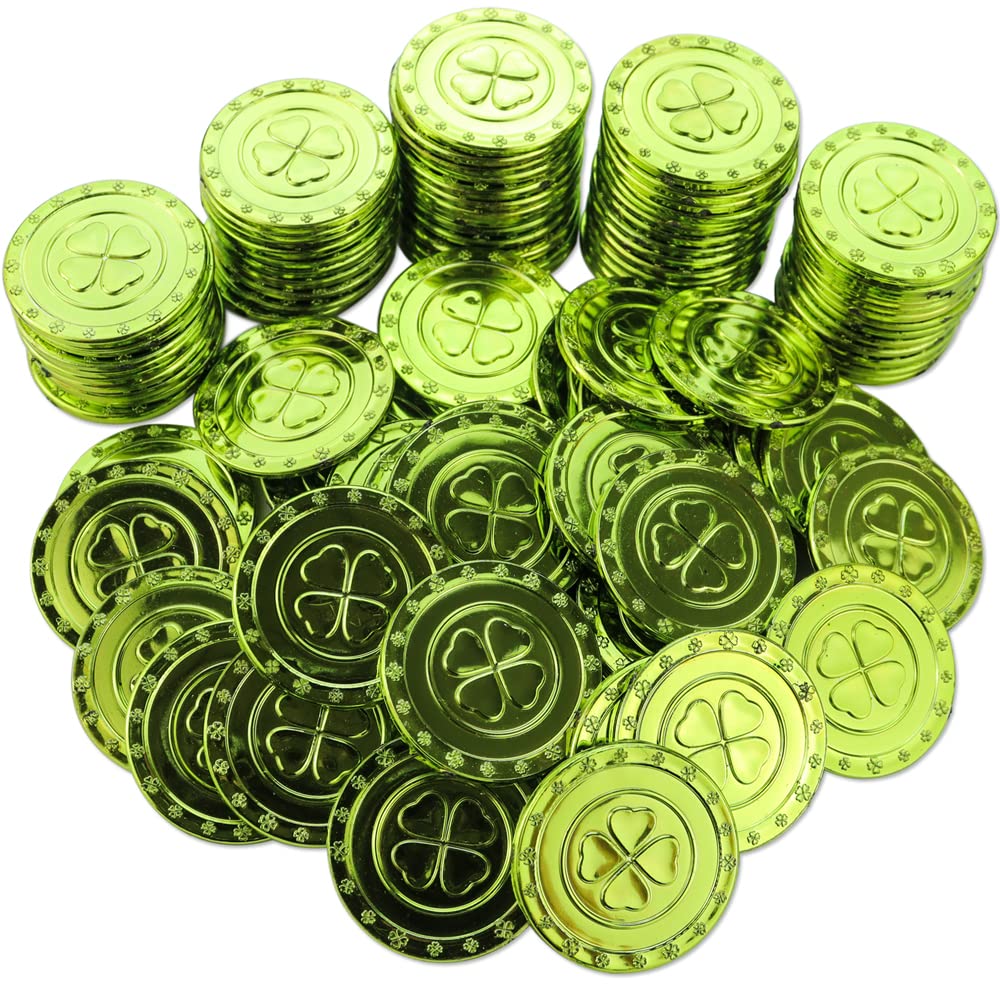 AEVBSOY 100 Pcs St. Patrick's Day Coins Shamrock Coins Lucky Saint Patrick's Day CoinsTable Sprinkles Table Scatter Decoration Coins Green Plastic Embossed 4 Leafs Coins Party Favor Supplies
