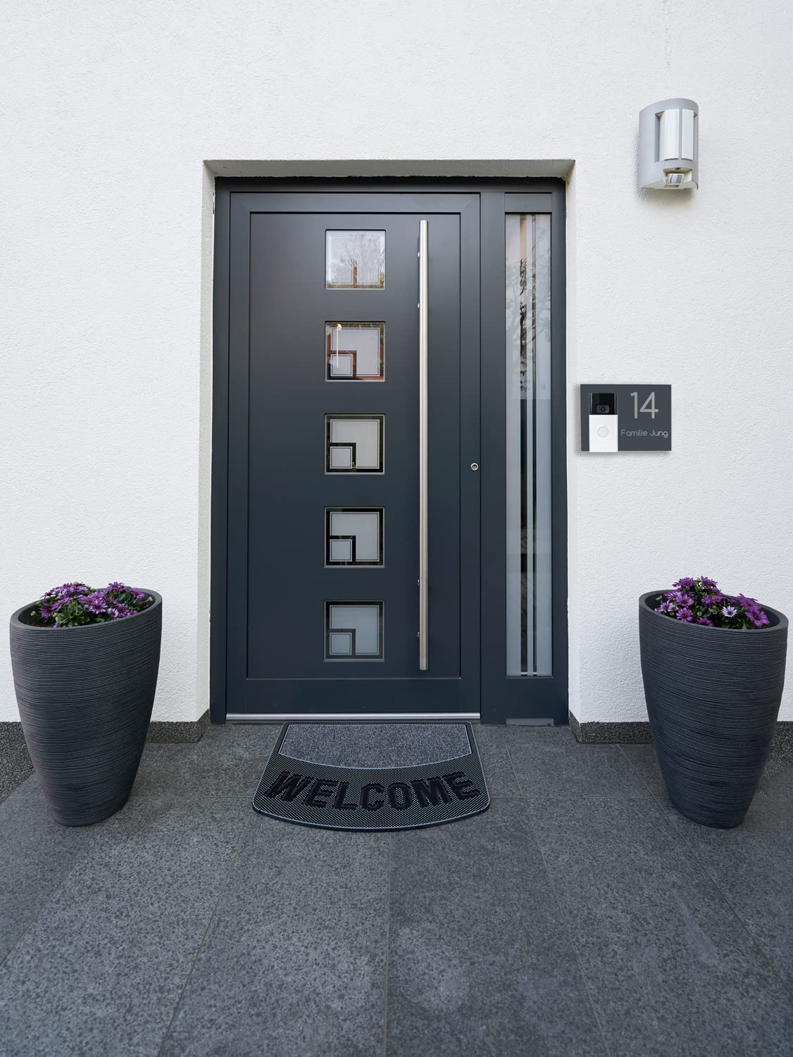 Jung Edelstahl Design Modernes V2A Edelstahl Türschild anthrazit RAL7016 pulverbeschichtet optimiert für Ring Akku-Videotürklingel Klingelschild 20x14,5 cm Haustürschild individuell personalisierbar