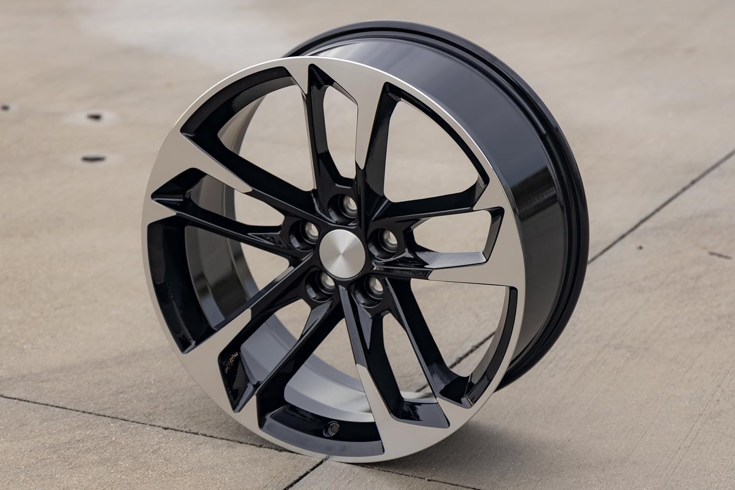 OE Wheels CV29 20 Inch Rim Fits Camaro 50th Anniversary Style 5x120 20x9.5 Gloss Black Machined - Hollander 5816 (1)