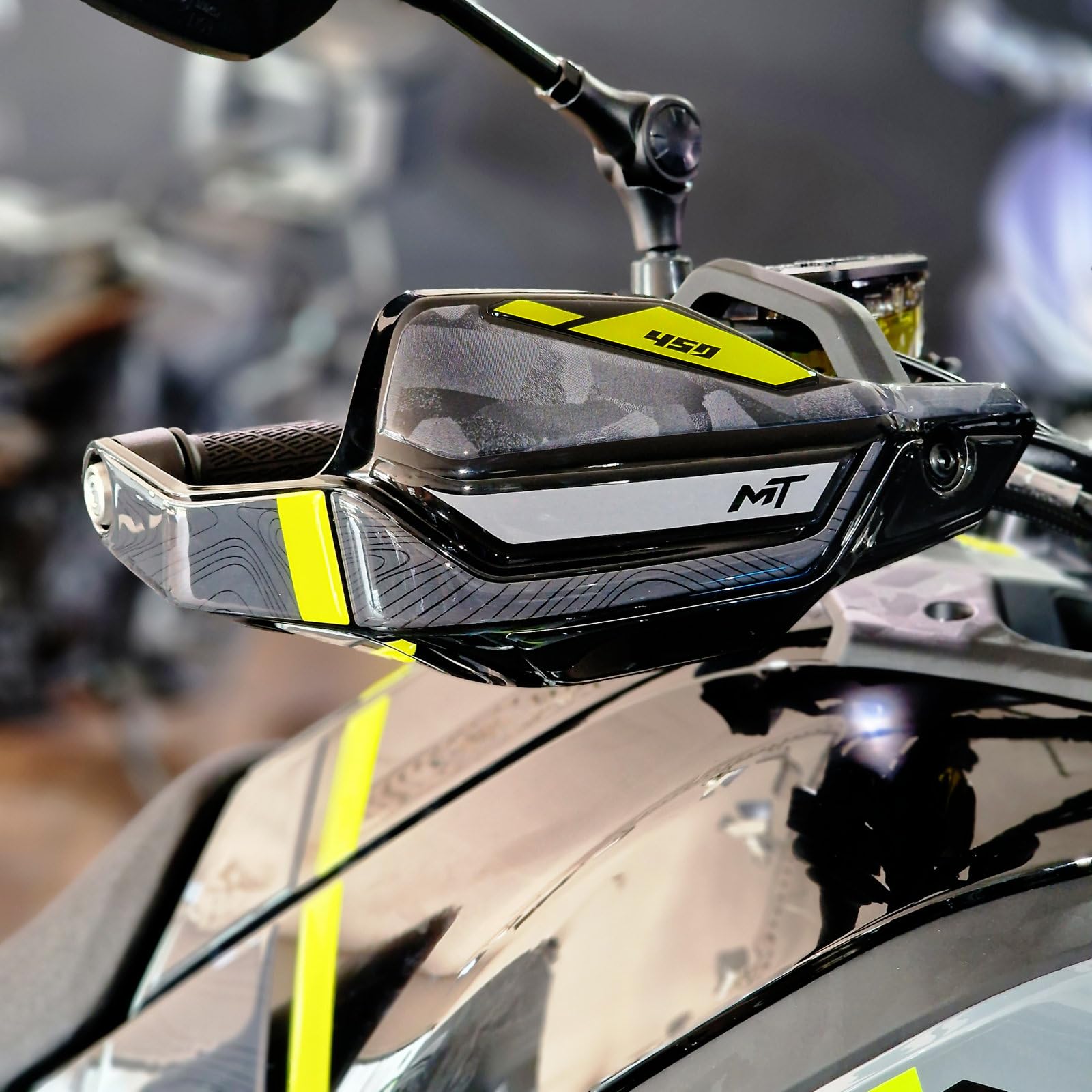 Resin Bike Kit Adesivi Moto Compatibile con CF MOTO 450 MT 2024-2026 Tundra Grey Protezioni Moto Serbatoio Completa da Urti e Graffi. Adesivi Resinati con Effetto 3D Made in Italy