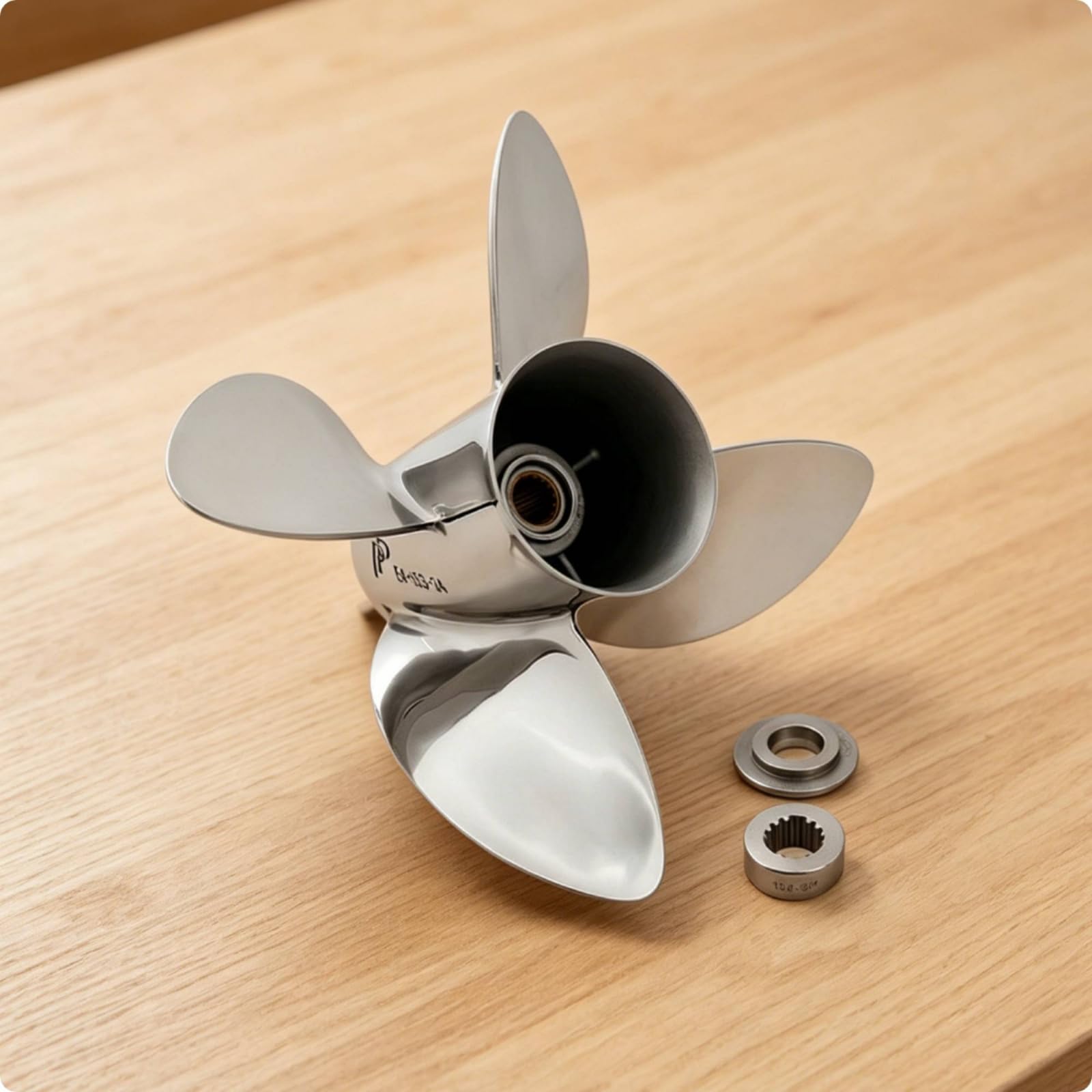 4-Blatt-Propeller Edelstahlpropeller Stabil Propeller mit Nabenteilen für Bootsbesitzer, 19 Zoll