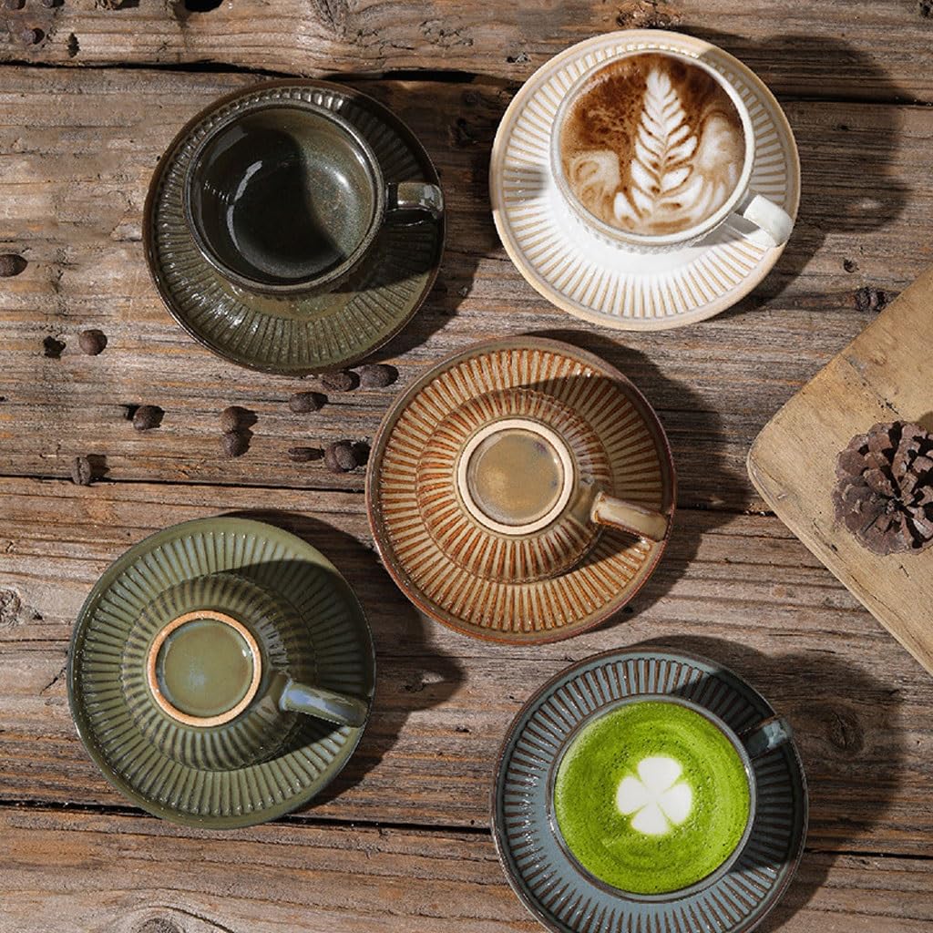 Zestaw filiżanek do herbaty i spodków, kubek retro filiżanka do espresso 100 ml domowy ceramiczny kubek i spodek zestaw biurowy popołudniowa filiżanka do herbaty kubek na wodę (E)