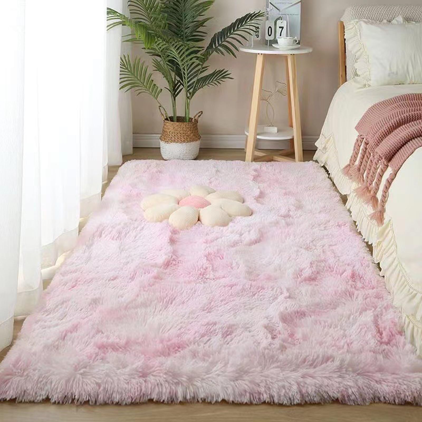 YUANWAN Runner Rug Rug for Bedroom 70 x 120 cm(28 x 47inch) Thick Pile Non Shedding Fluffy Runner Rug for Bedroom Living Room Fluffy Rug for Bedroom Non Slip Non Shedding, Light Pink
