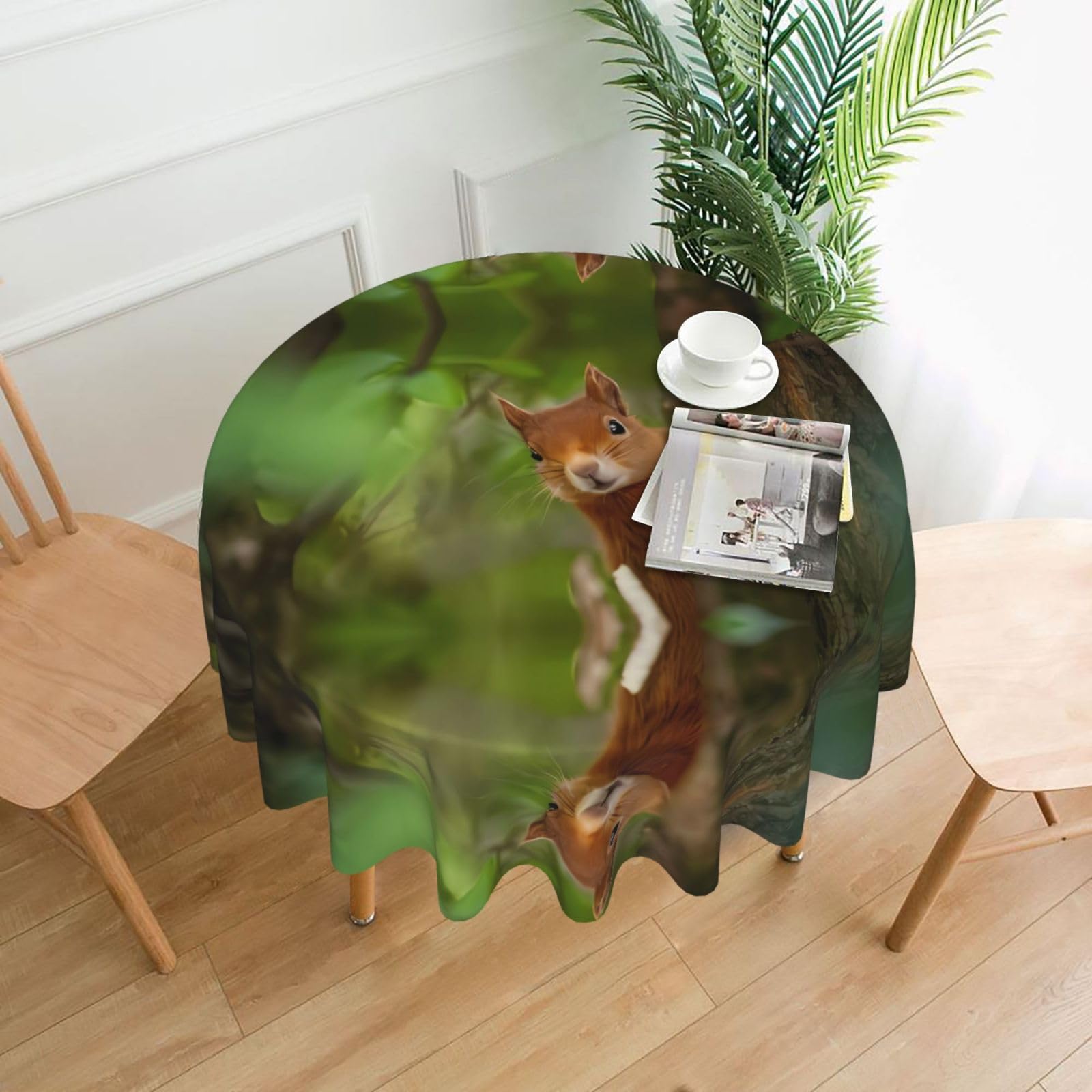 WHJSSF Squirrel Prints Round Decorative Tablecloth 60in - High-Grade Polyester Table Throw for Dining & Outdoor Parties