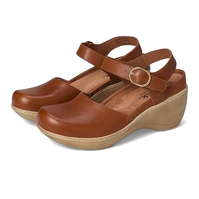 SoftWalk Mabelle Women