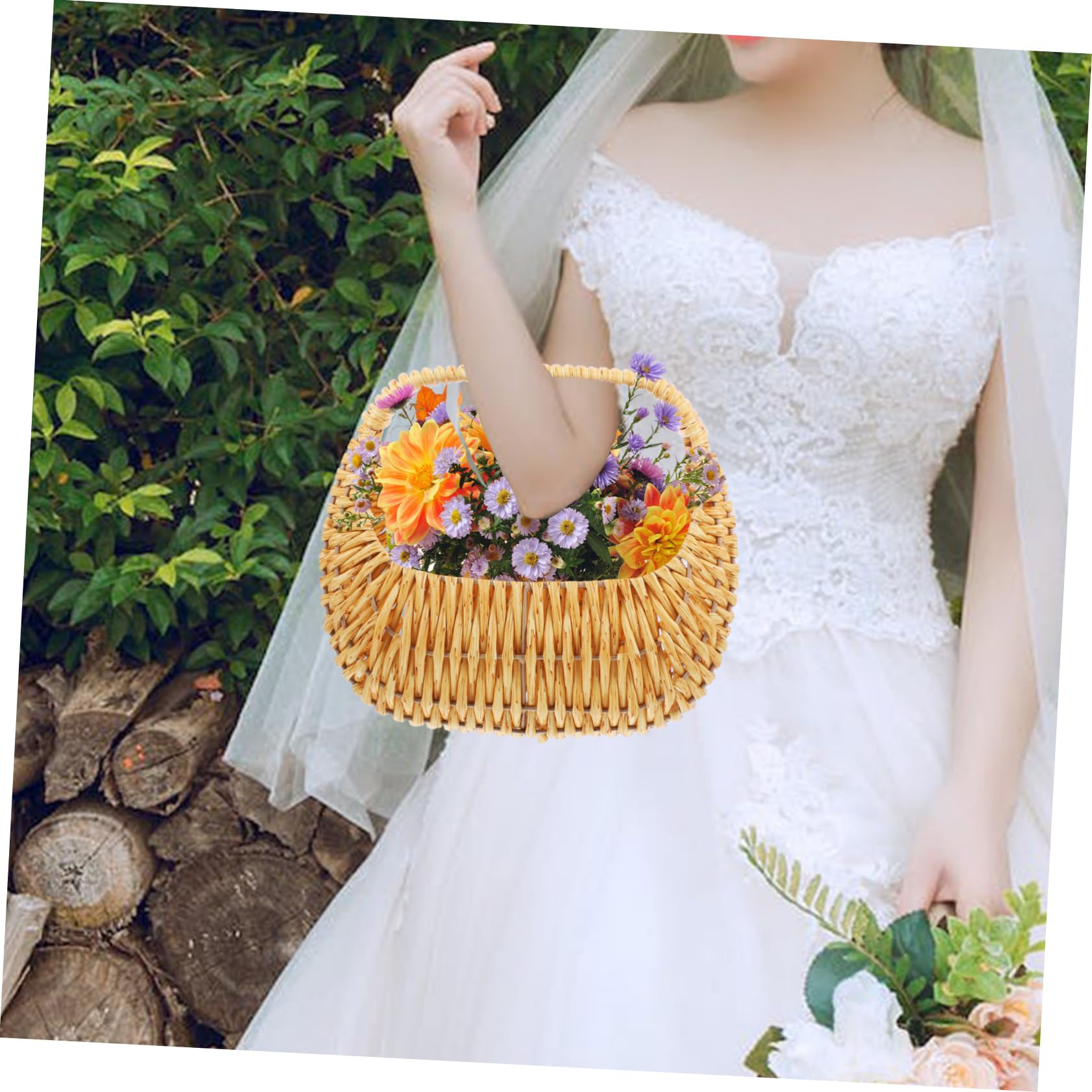Handgewebter Blumenmädchenkorb mit Henkel für Hochzeit Beige