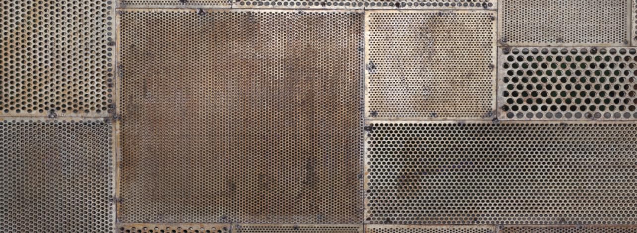 Couverture magnétique pour cacher grille radiateur et aeration
