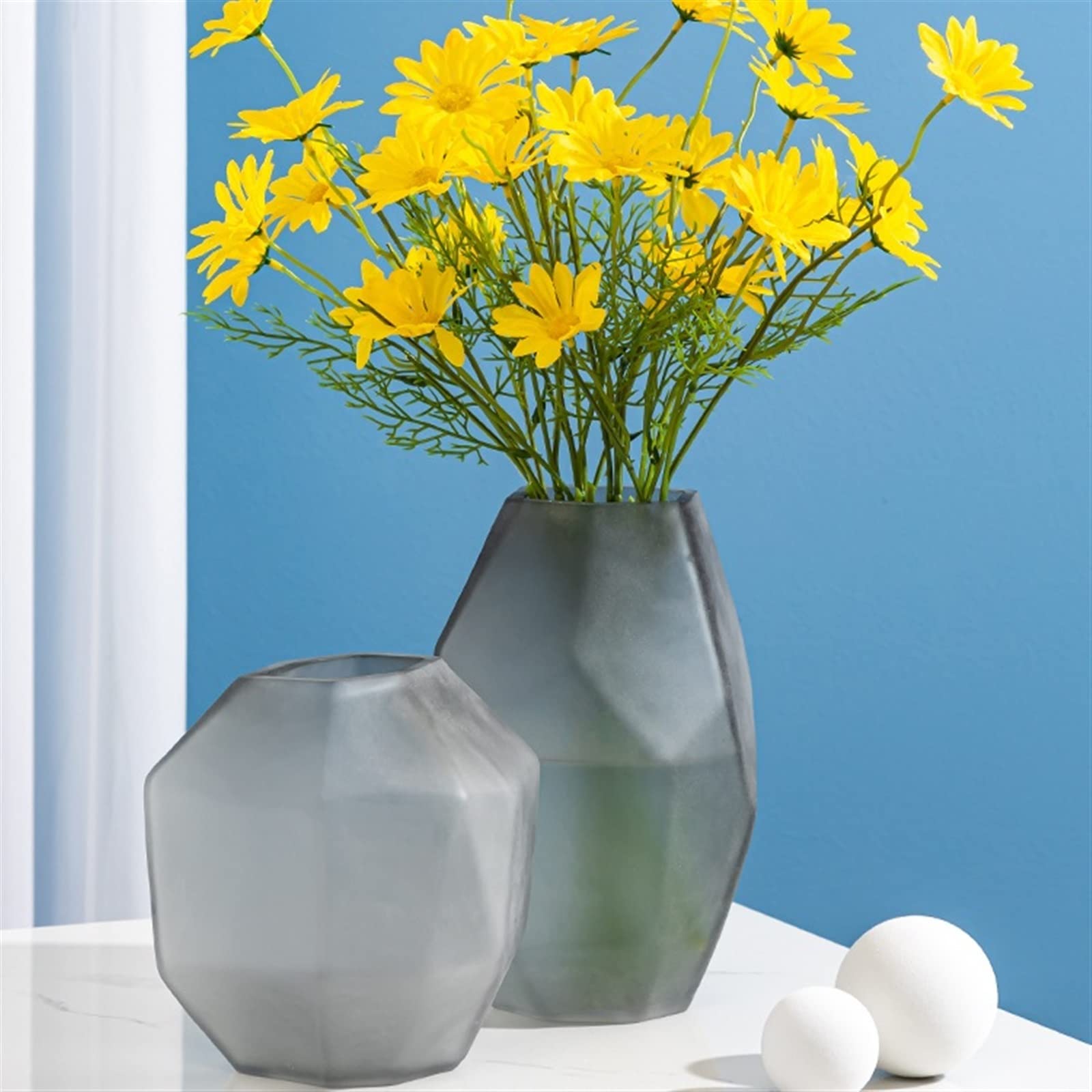 Blumenvase Nordische kreative geometrische Retro-Milchglas-Vasendekoration, Wohnzimmer-Blumenarrangement, Tischplatte, hydroponische Blume, Ins-Stil Blumenvasen für Tafelaufsätze(Groß)