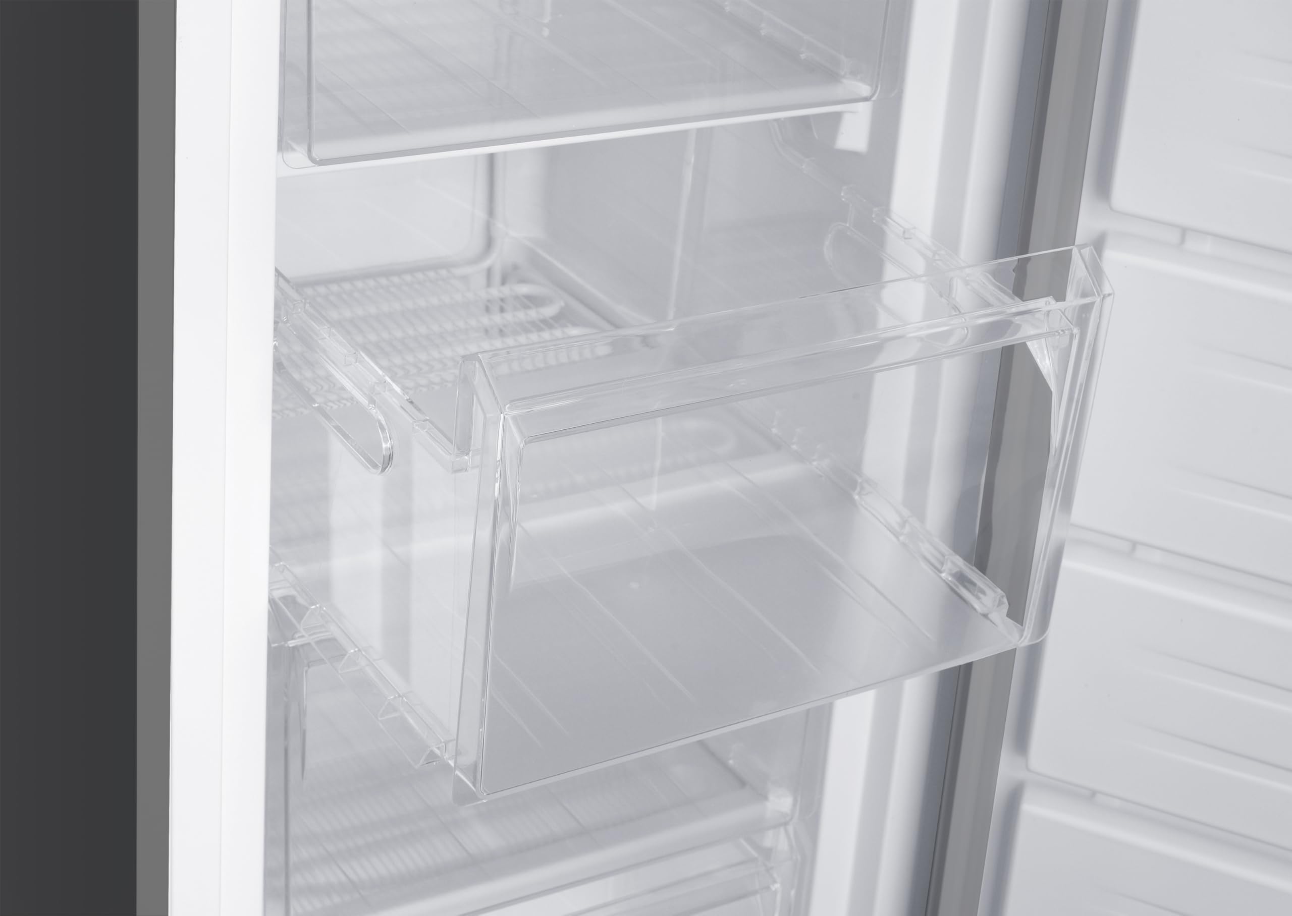 homeX FS1682E-S Gefrierschrank Tiefkühlschrank groß 168L Nutzinhalt silber | 4-Sterne Gefrieren, Freezer, Gefrierschränke freistehend, Temperaturregelung, wechselbarer Türanschlag, leise 37 dB