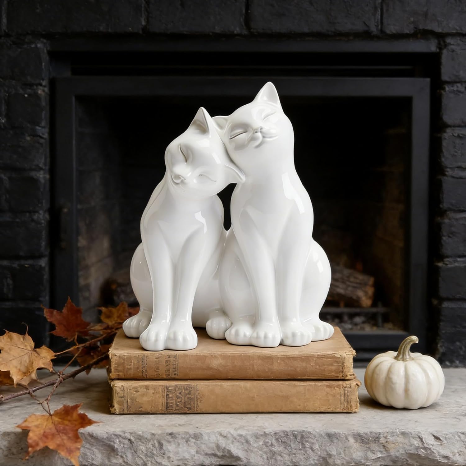 Cat Statues Home Decor Cat-Figurines - Shelf Decor 8.5 x 8 x 10.5 in Gifts for Cats Lovers Collectible Figurines Kitten Couple Sculptures for Indoor Office Table Library Decoration Newman House Studio