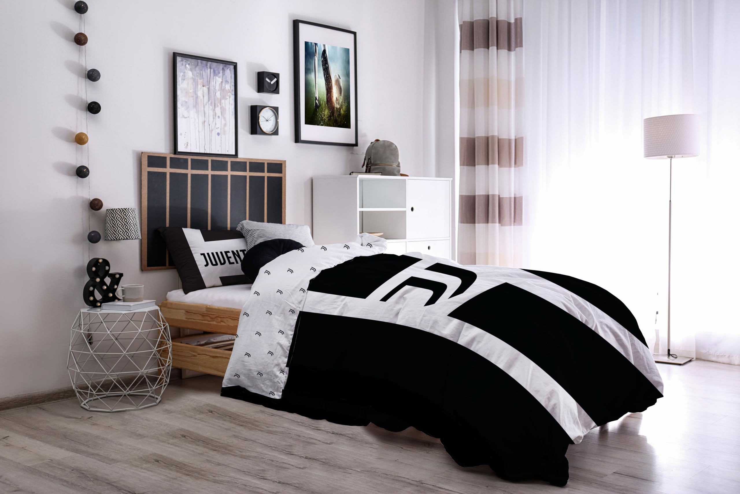 hermet Juventus F.C, Set Copripiumino Singolo In Cotone, Parure Copripiumino, 100% Cotone, Sacco 155x200, Federa 50x80, Letto cameretta, Prodotto Ufficiale, (No Lenzuolo Con Angoli)