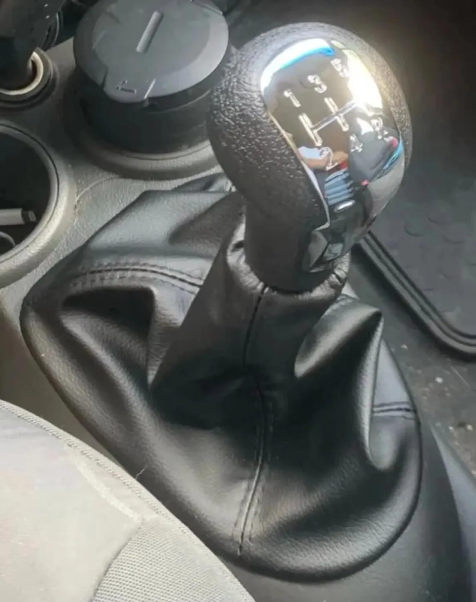 MRRRVFOEX Gear Stick Knob Compatible with Holden for Barina for Spark 2011-2015 5 for Speed Car Manual Shift Knob Gear Shifter Head Knob Car Gear Shift Shifter(Chrome Knob Suit)