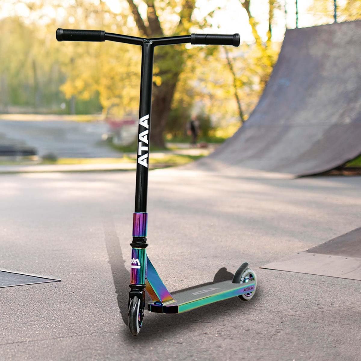 Patinete Urbano ATAA Jumper Neon con Manillar Acero 360º Ruedas PU 100 mm rodamientos ABEC 9 y Plataforma Antideslizante