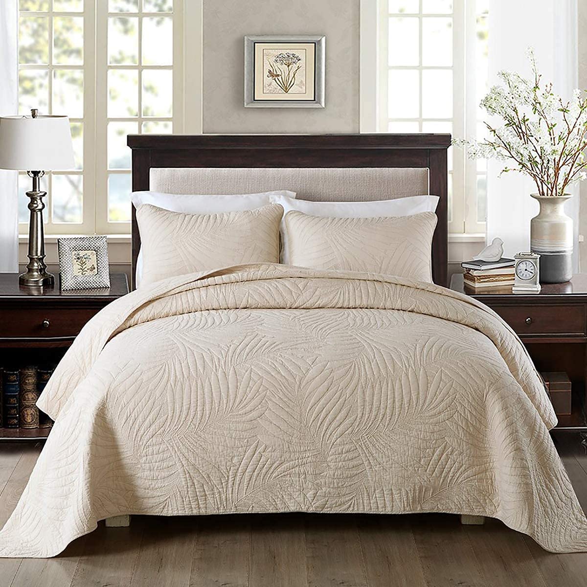 Sjdopulse Beige Simple Style King Size Bedspread Leaf Embossed Pattern Quilted Comforter Multipurpose Bedroom Decor Quilt Coverlet Soft Microfiber Reversible Bedding Set Bed Throw,White,230 * 250Cm