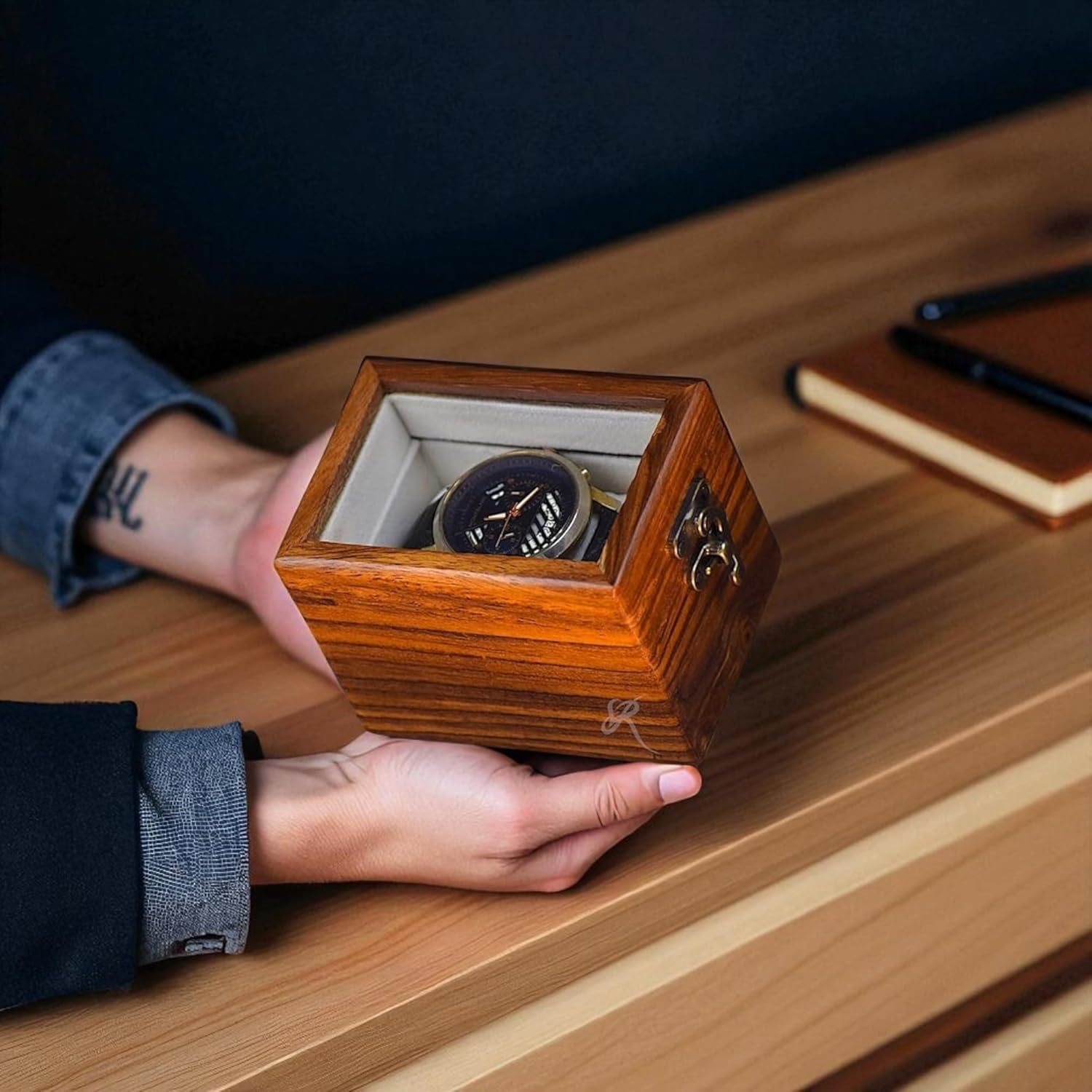 Superior Rosewood Single watch box case for men, Box for precious watch, Microsuede lined Interior with handmade watch pillow, Best Travel Mens Watch Box Case In Wood, Best Gift for Him (One room)