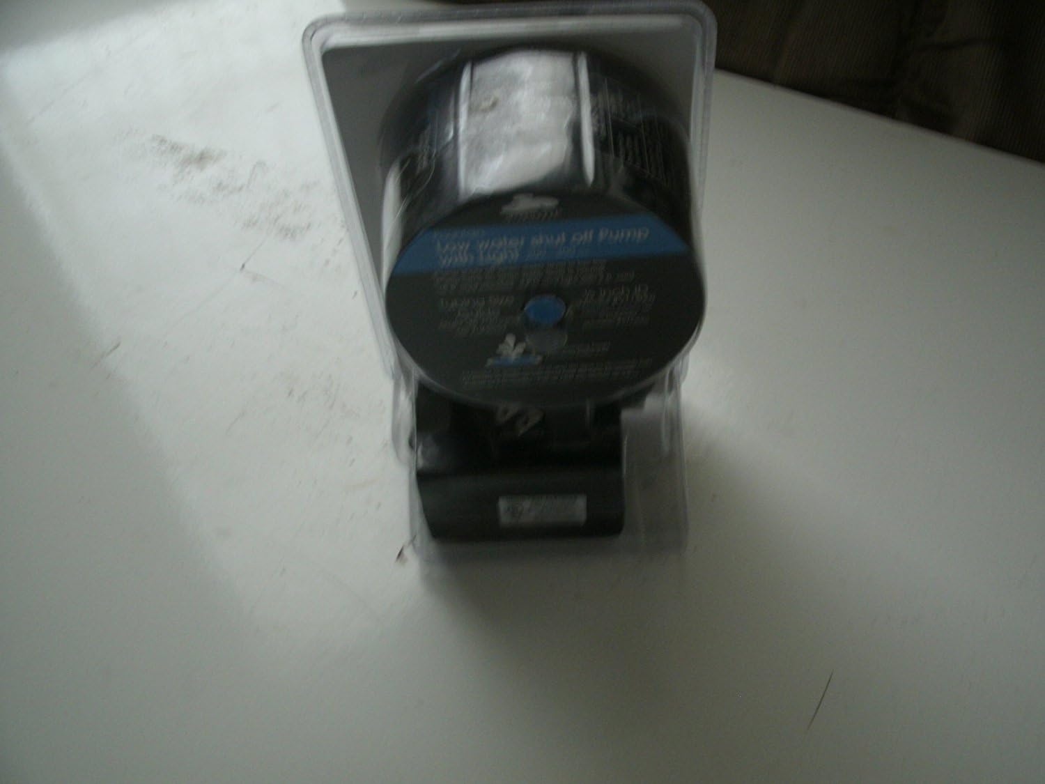 Smartpond 200-300 GPH Low Water Shut Off Fountain Pump with Light Item#8438 Model# FP300ASL UPC# 871980400100