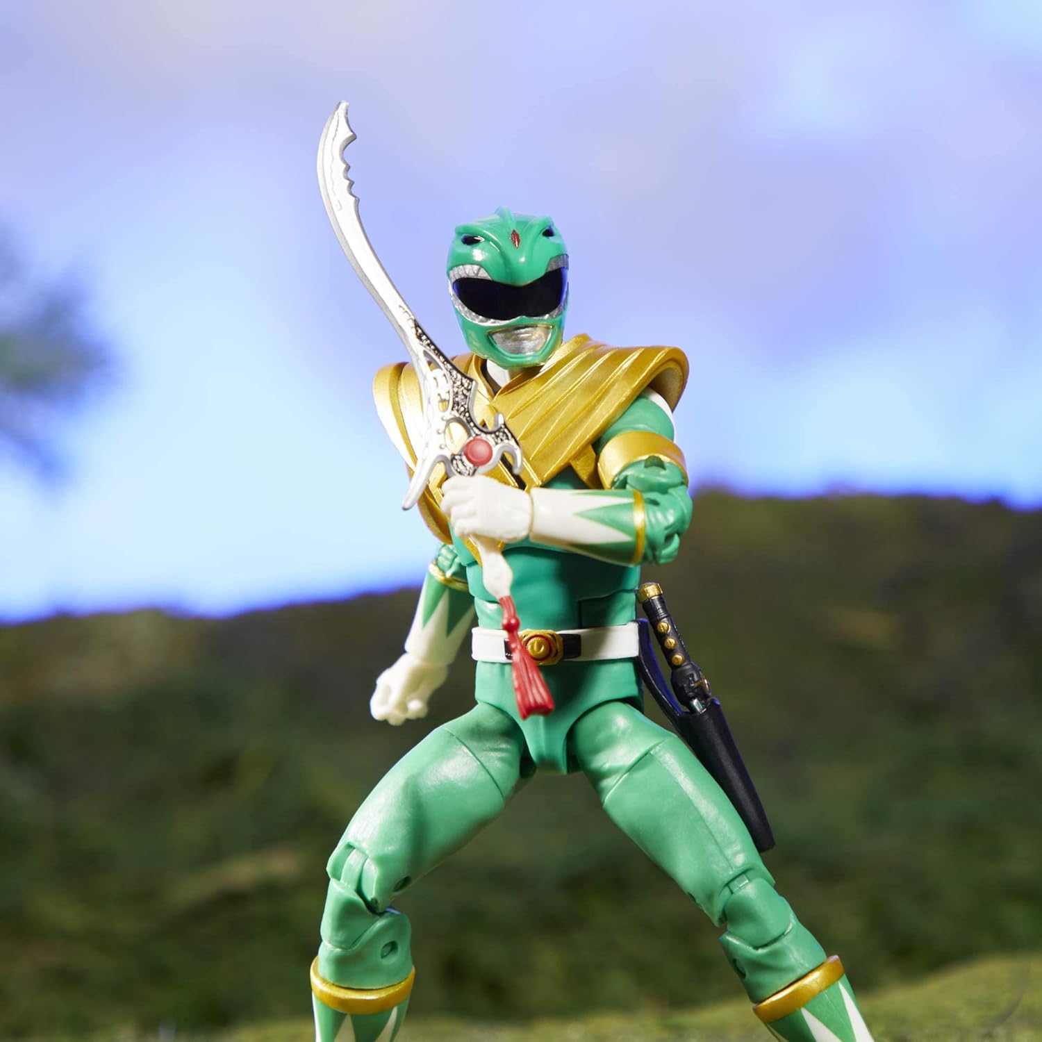 Power Rangers Lightning Collection Mighty Morphin Green Ranger 6-Inch Premium Collectible Action Figure Toy with Accessories