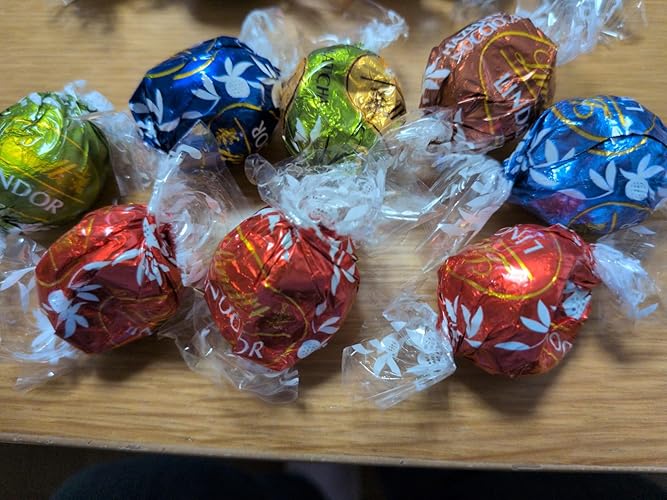 Amazon | 【Lindt公式】リンツ Lindt チョコレート リンドール
