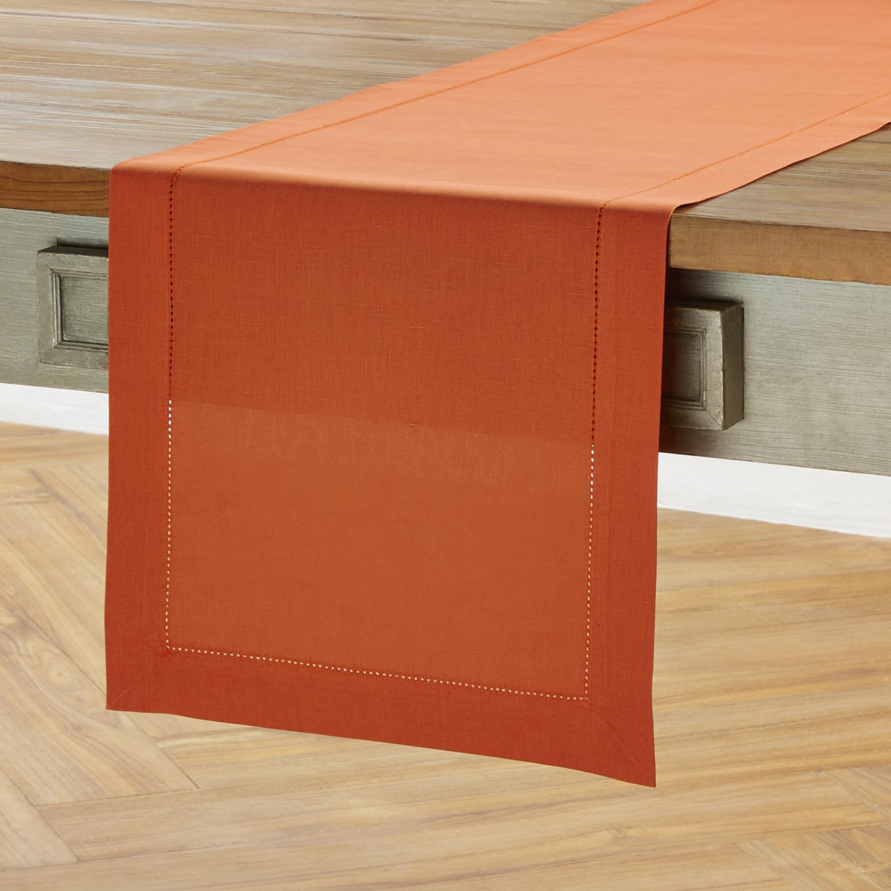 Solino Home Camino de mesa de lino y algodón de 48 pulgadas, color naranja quemado, vainica, 35,5 x 121,9 cm, ideal para cómodas y mesas de café