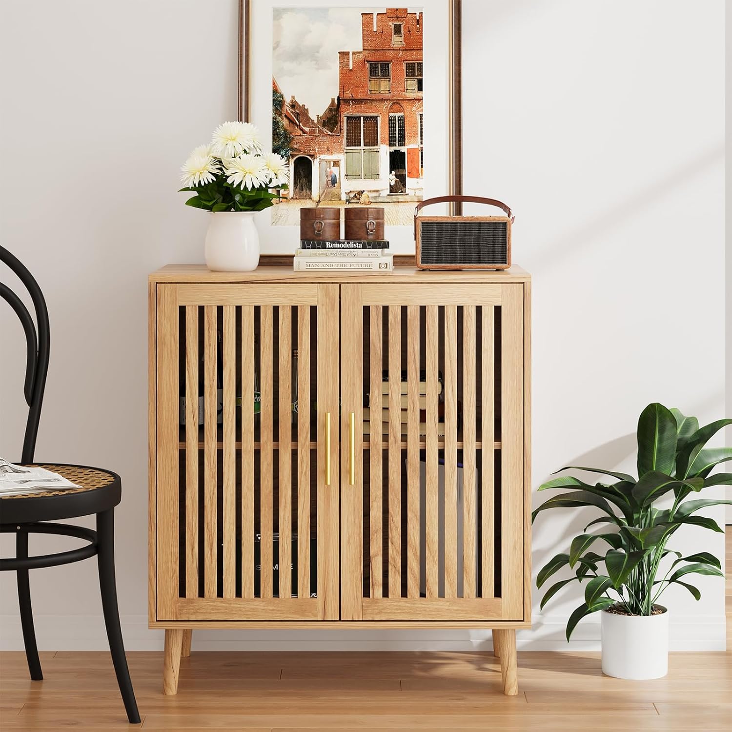 Buffet Cabinet with Storage,Sideboard with Grille Doors&Adjustable Shelf, Wood Coffee Bar Storage Cabinet for Kitchen Living Room Entryway (Natural Wood, 31.5 Inch)