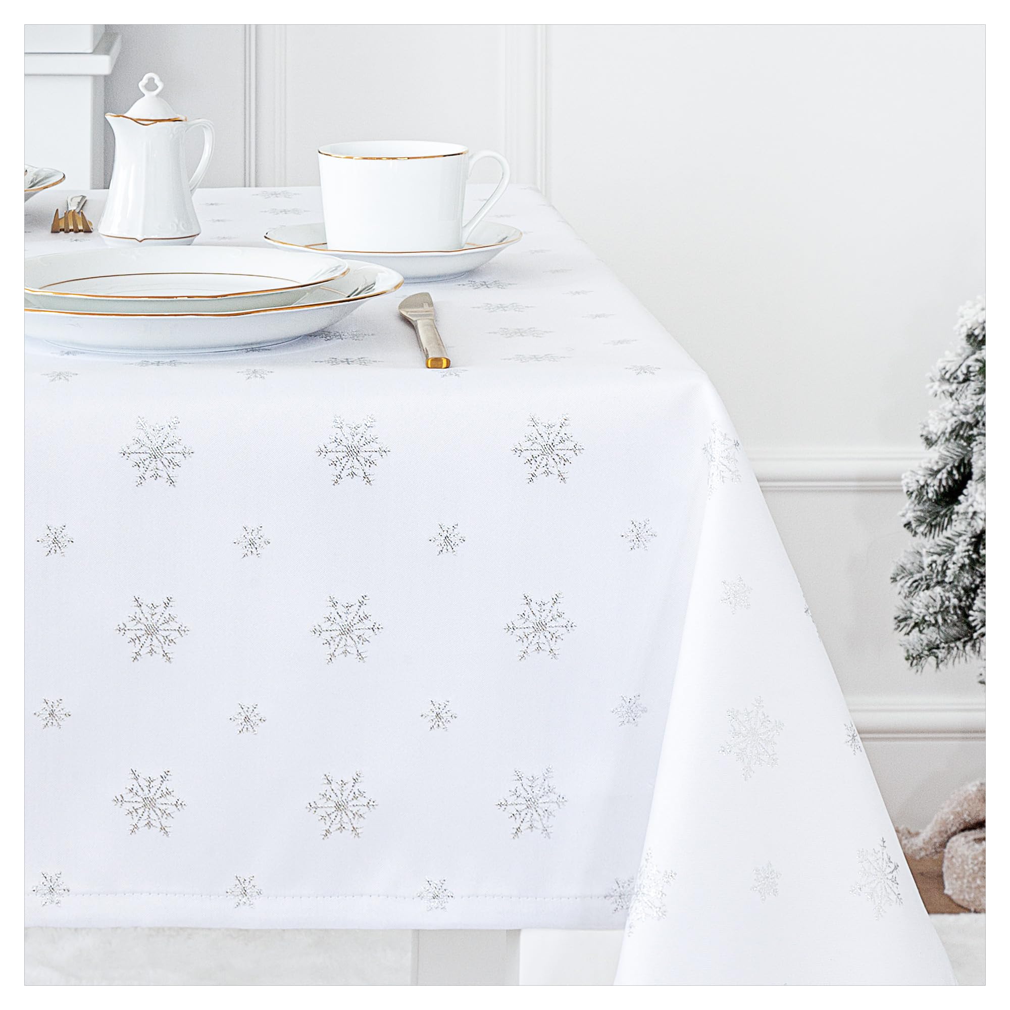 StoffTex Nappe de Noël - Nappe de Noël - Durable et résistante aux rayures - Décoration de table festive de Noël - Motif de Noël (blanc/argenté, style 1, 140 x 240 cm)