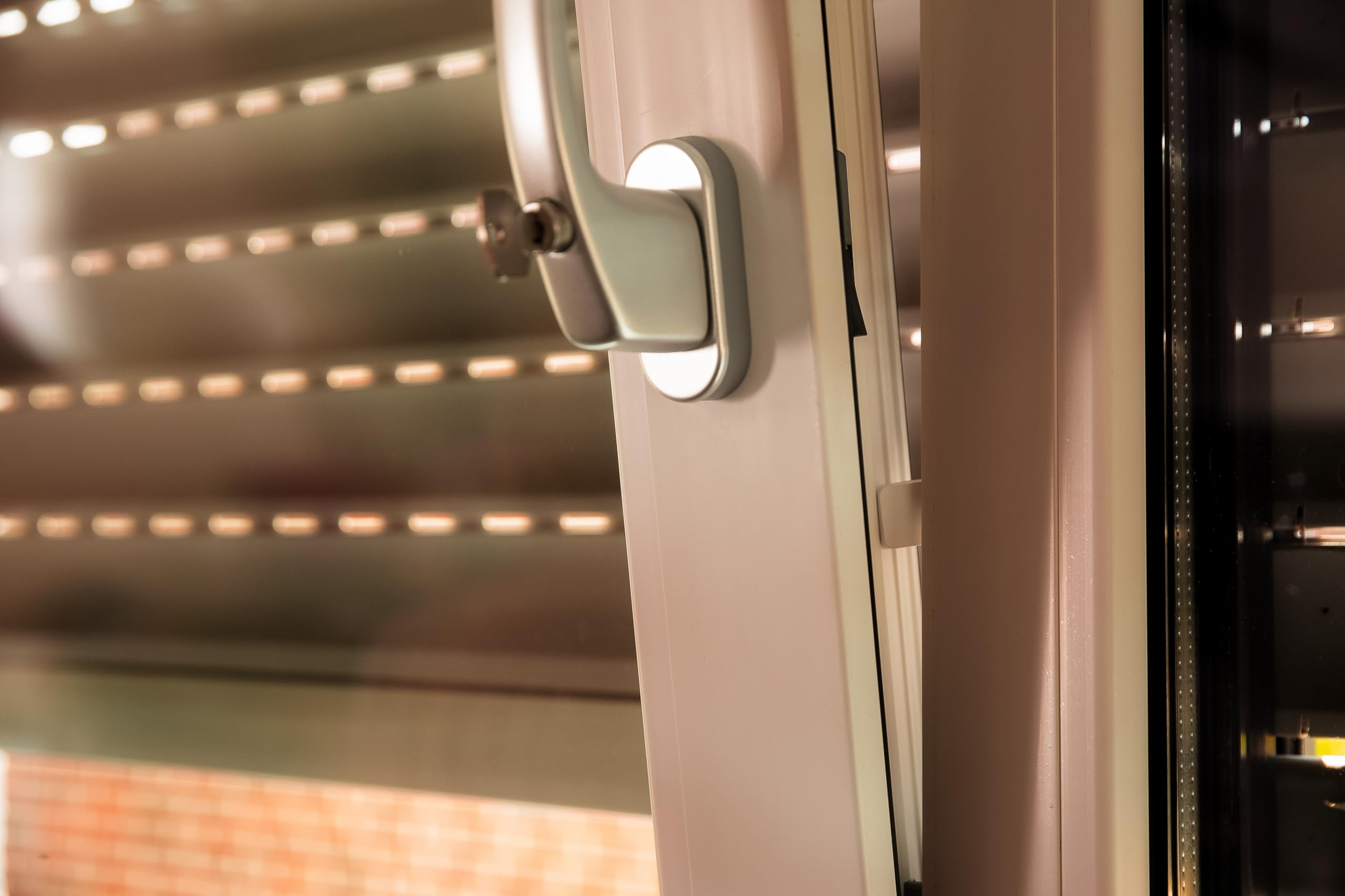 HOMEPILOT Tür- und Fensterkontakt smart, Funksensor zur Fensterüberwachung für mehr Sicherheit & Energieeffizienz, Einbau in Fensterrahmen möglich (Smart Home App via Gateway premium), Weiß
