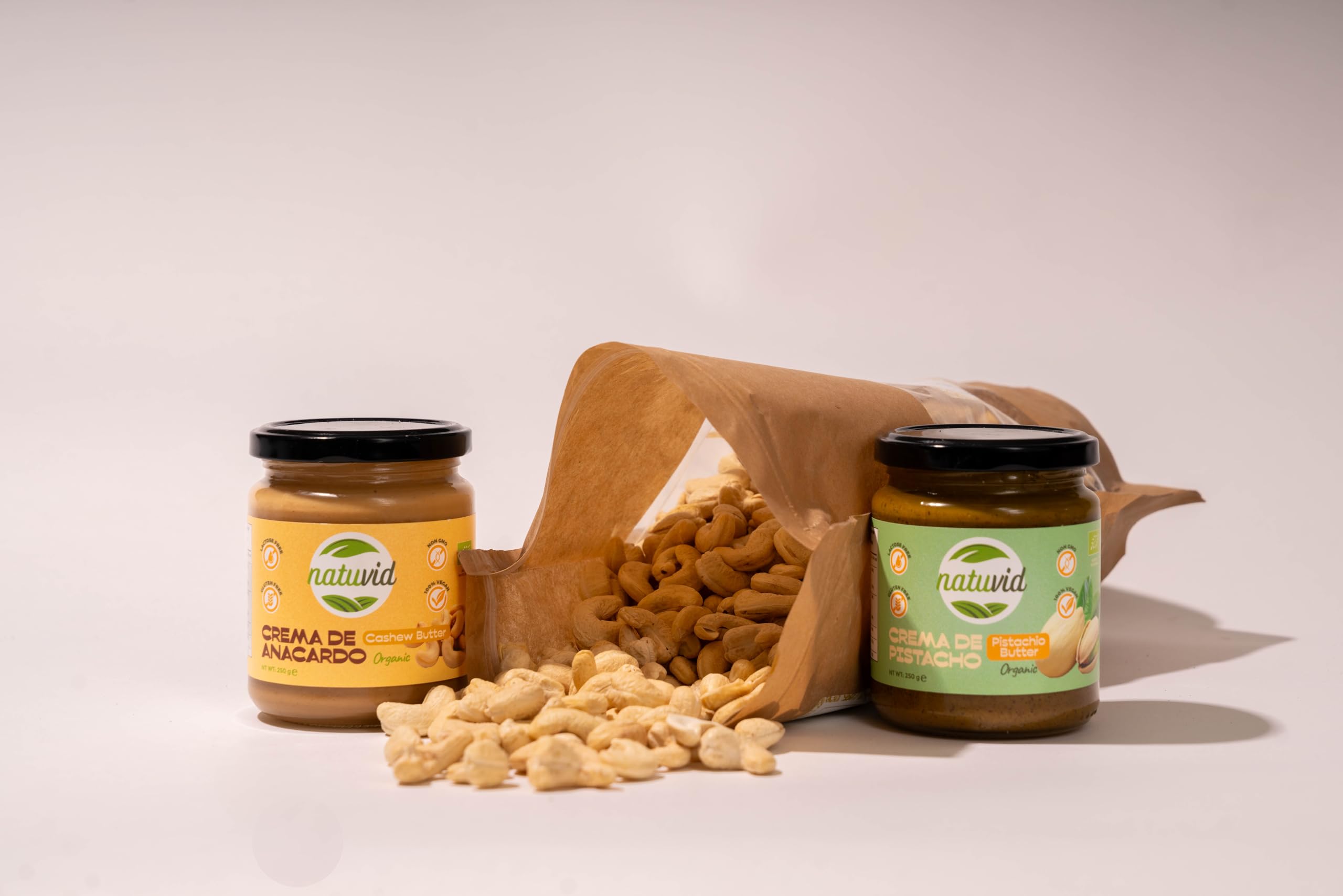 Natuvid Anacardi al Naturale (Interi) | 100% Pura Qualità Cruda (Non Tostati & Non Salati) | Ideali per Cucina Vegana, Formaggi Vegetali & Salse | Vegan