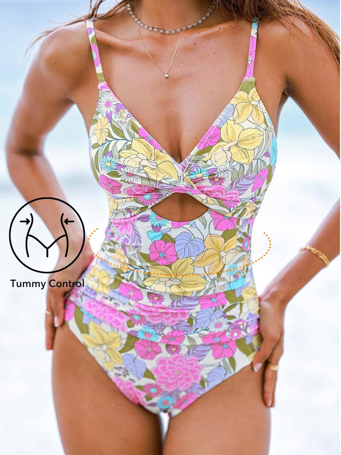 CUPSHE One Piece Swimsuit for Women Bathing Suits Twist Front Cutout Adjustable Straps Ruched Swimwear