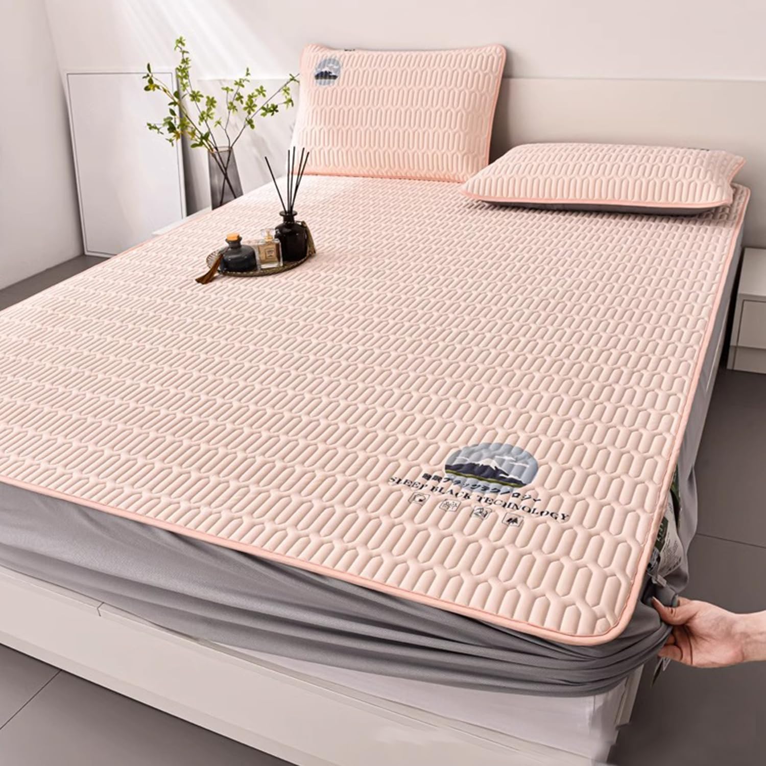 LDLCYCN Latex Mattress Protector Cooling Mattress Cover Queen Size Fitted Sheet