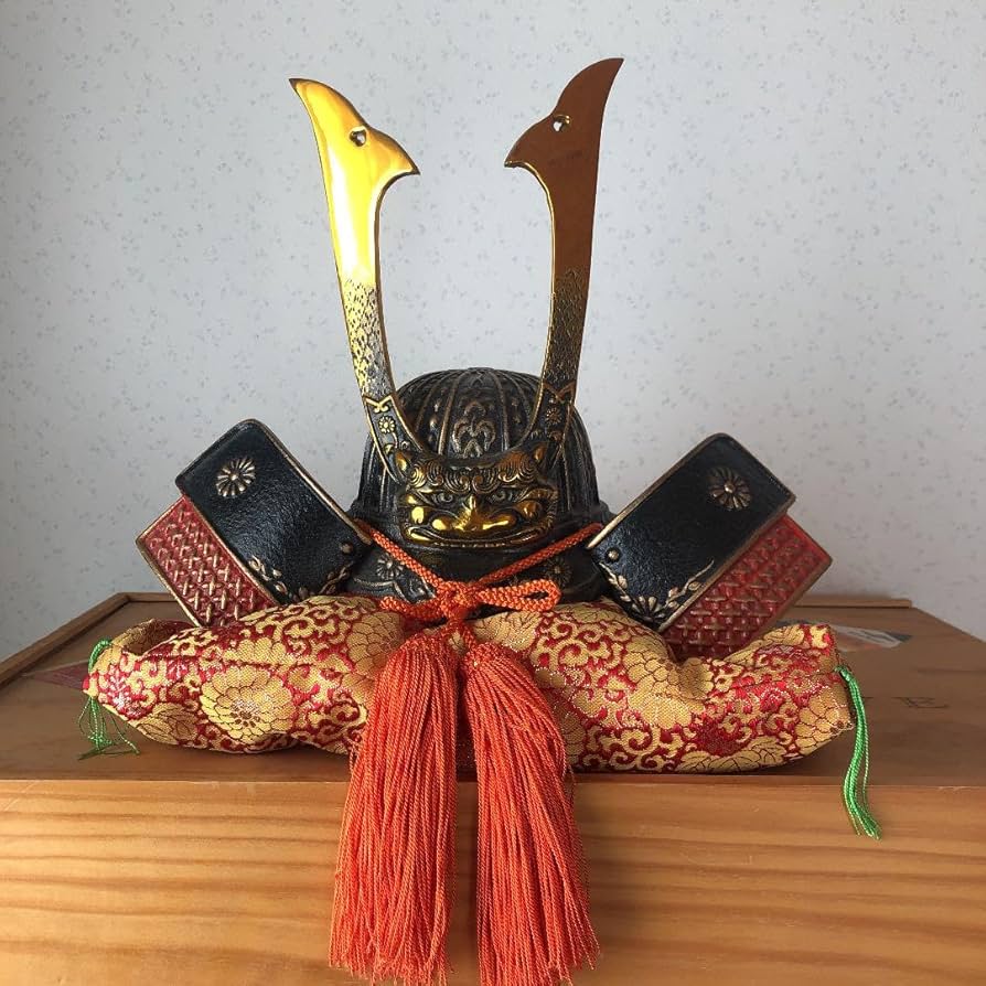 五月人形 【平成】兜飾り 五月人形 久月 兜平飾り 兜飾り 早乙女幸隆作 1/3 黒小札 正絹