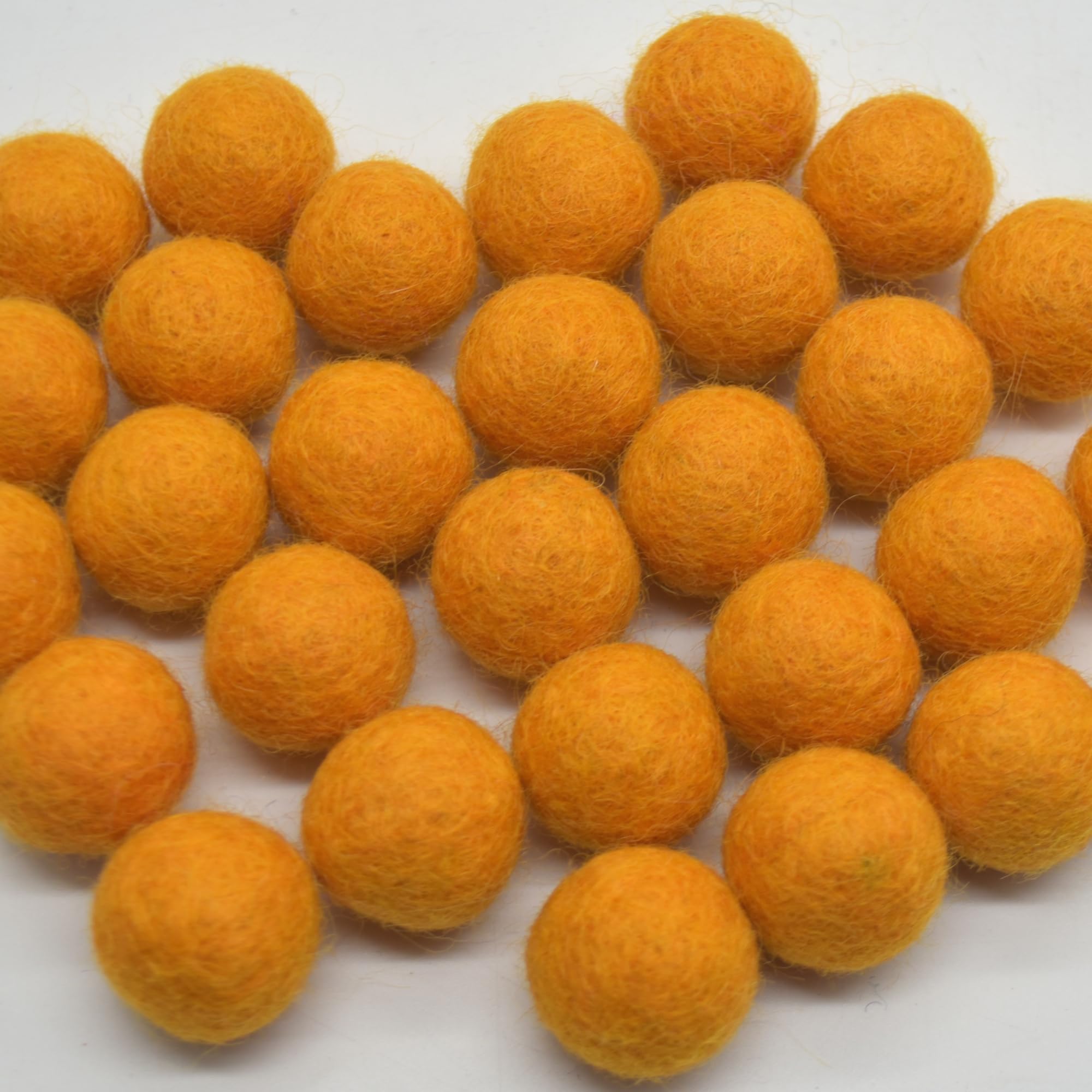 Oriental Direct Based In Yorkshire Orange 100% Wool Felt Balls - 2Cm - 20 Felt Balls