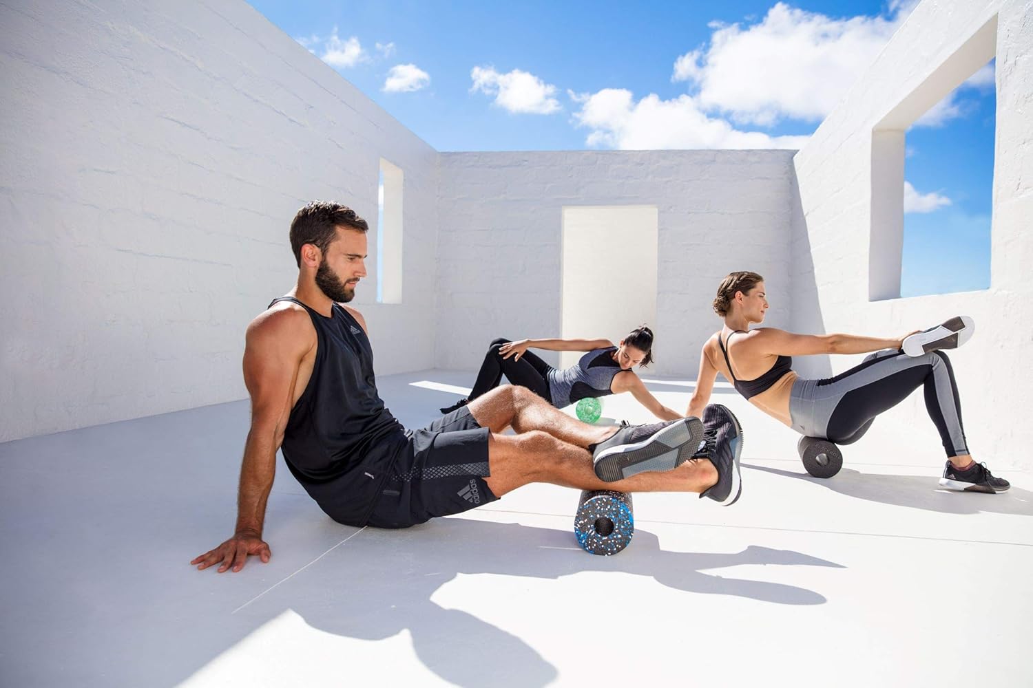 BLACKROLL MED, 12" x 6" Roll, White/Pink