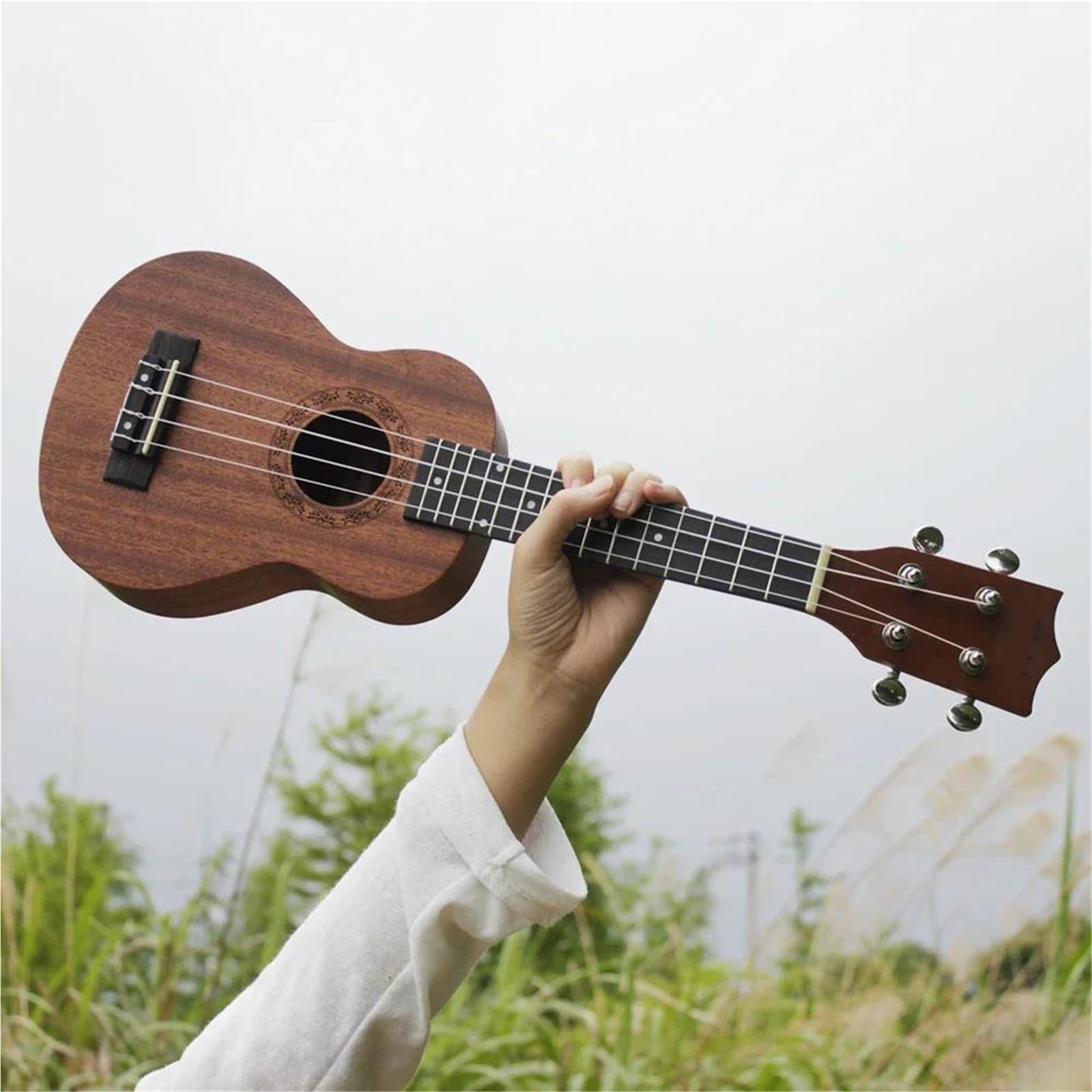 Erwachsene Ukulele 21-Zoll-Ukulele Aus Massivholz Geeignet Für Anfänger Beim Unterrichten Und Spielen. Ein Zupfinstrument