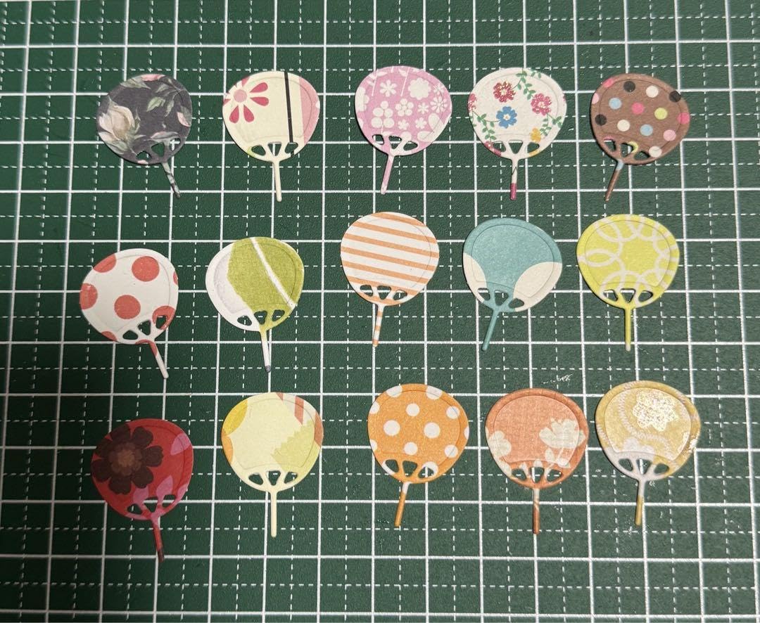 ☆サンプルページ☆うちわ文字 ダイカット クラフトパンチ アルバム