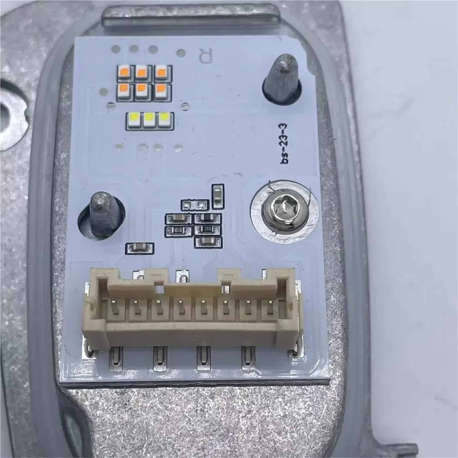 8V0998473A 8V0998474A Matrix-LED-Scheinwerfer 90071302 90071303 DRL-Frontlicht, Winkelaugen, 1 Stück(R)