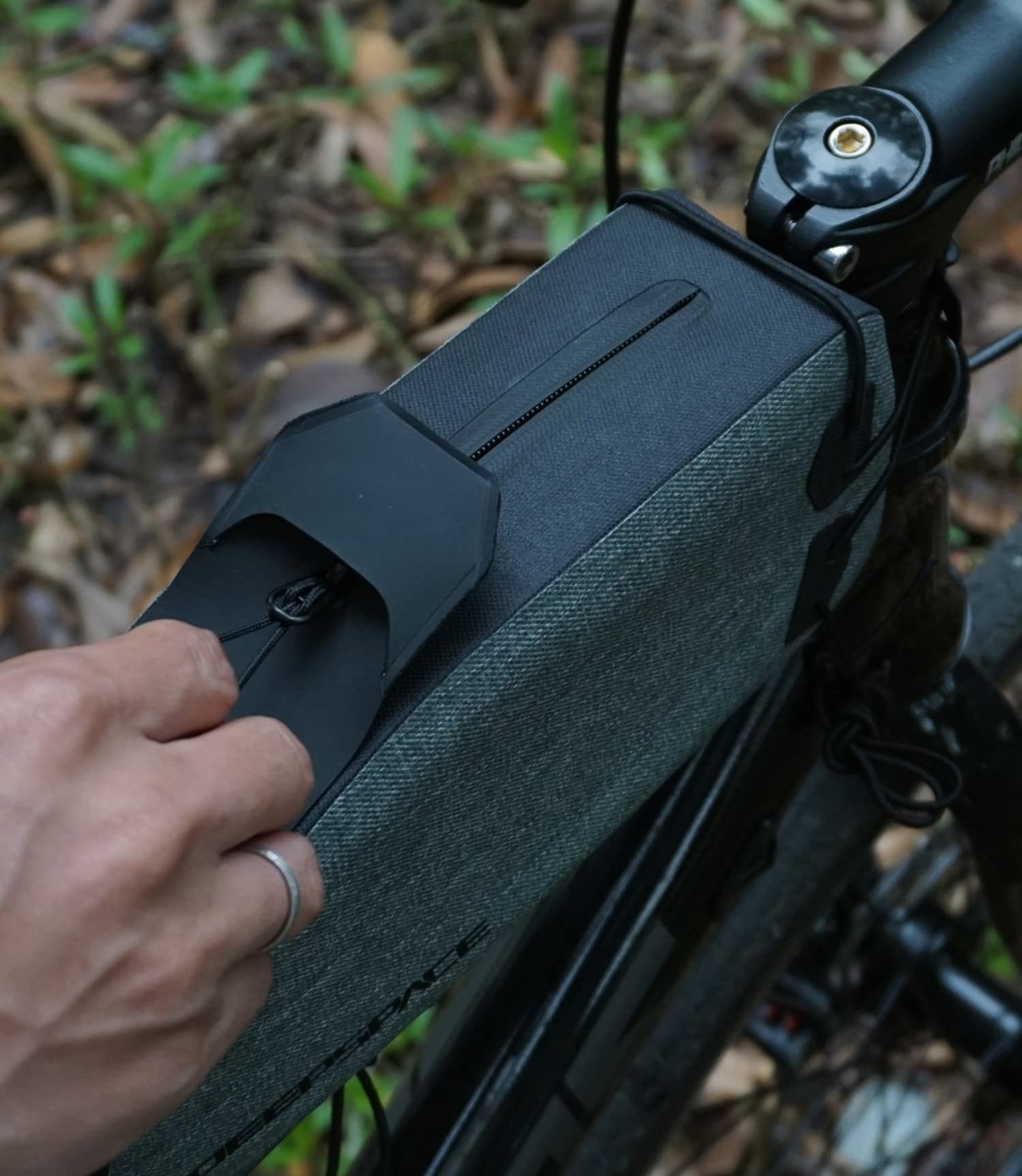 Borsa Per Bici Da Ghiaia - Sgancio Rapido, Impermeabile, 1L, Per MTB E Road Bike - Foto 12