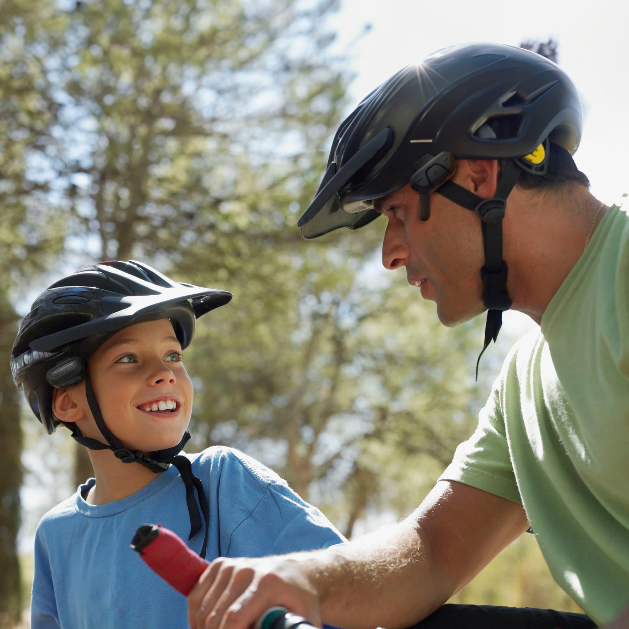 INTERPHONE Aerial Mono – Intercom vélo Bluetooth pour Cyclistes – kit Main Libre pour communiquer Entre Cyclistes jusqu'à 300m – avec Bluetooth 5.1 pour GPS et appels – Étanche et réduction de Bruit